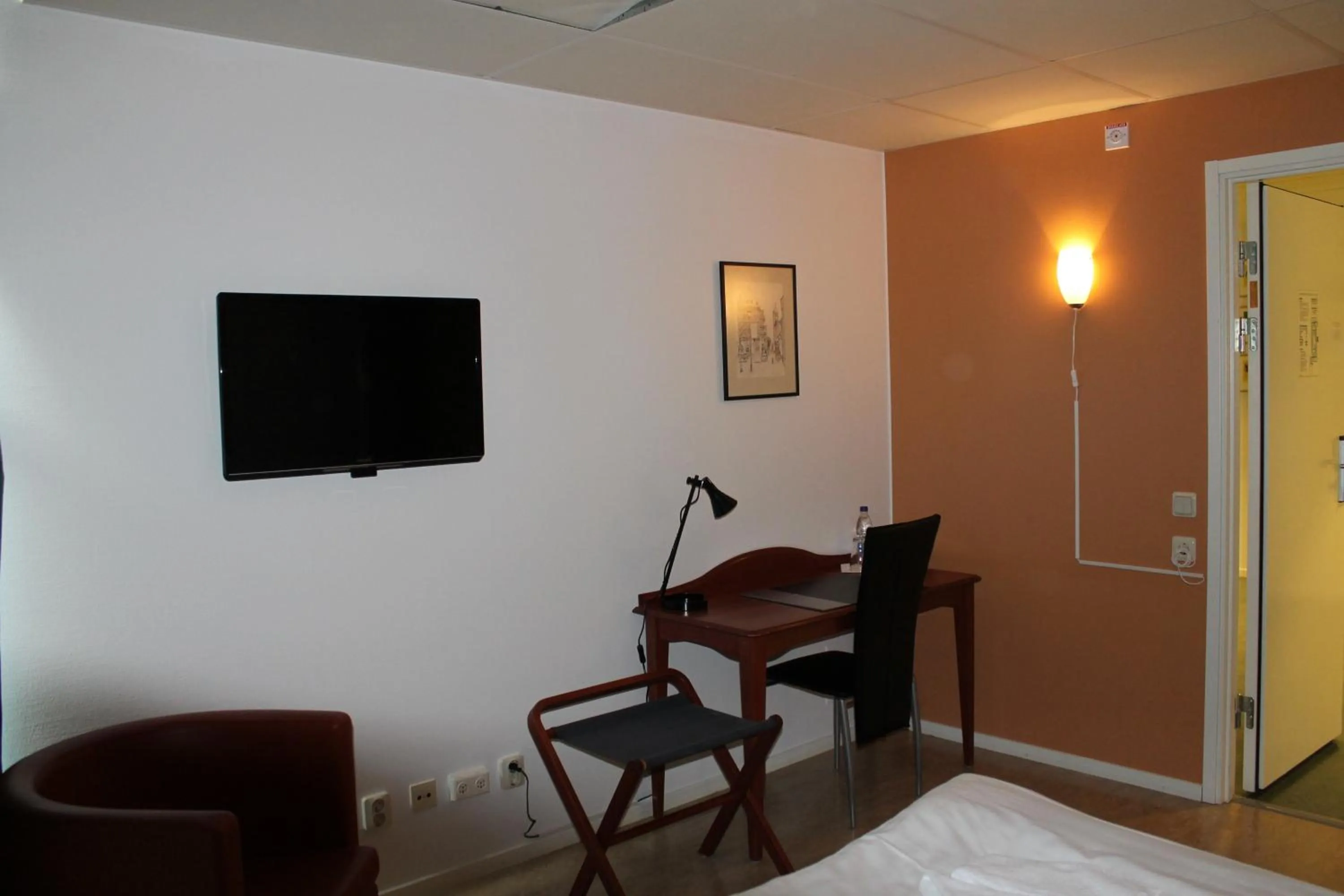 Photo of the whole room in Pronova Hotell & Vandrarhem