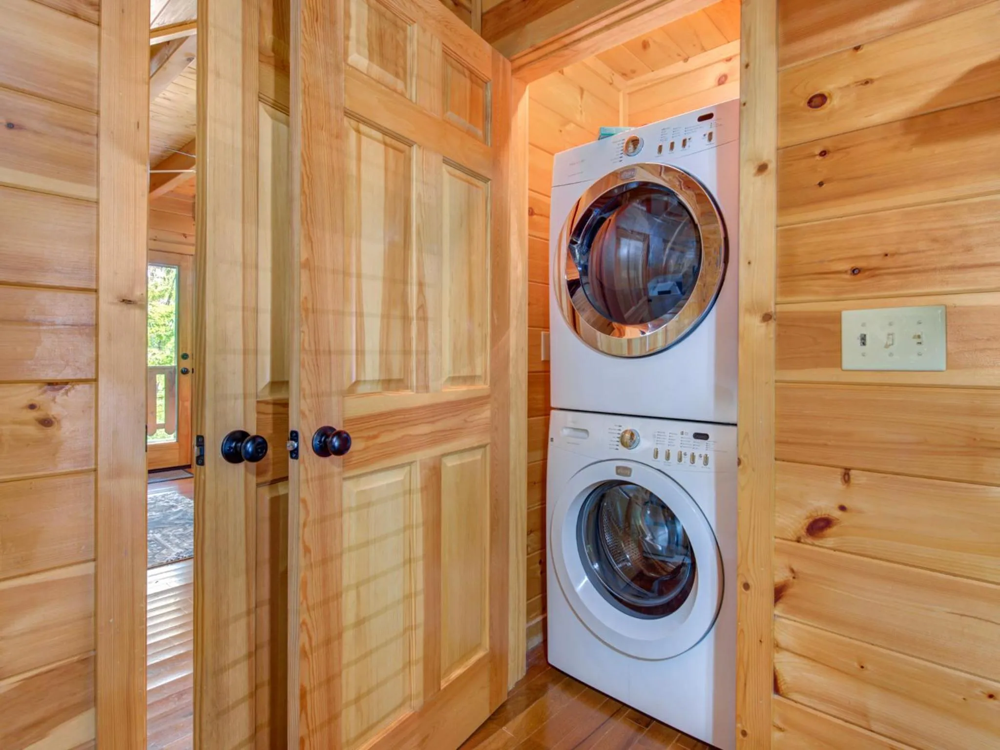 Property building in Macys Hideaway