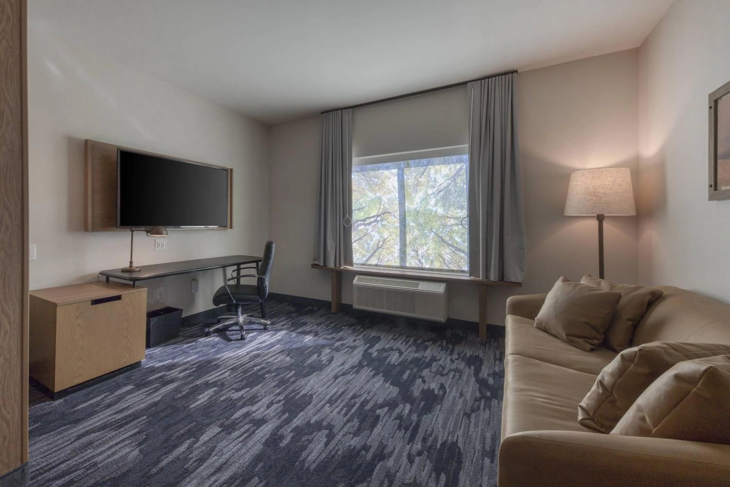 Bedroom in Fairfield Inn & Suites by Marriott Charlotte Belmont