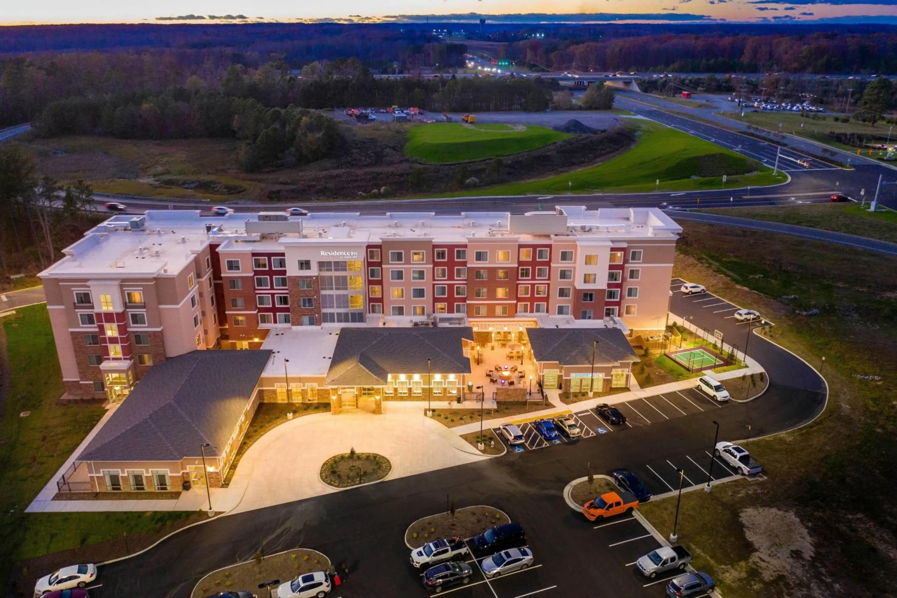 Property building in Residence Inn by Marriott Richmond at the Notch