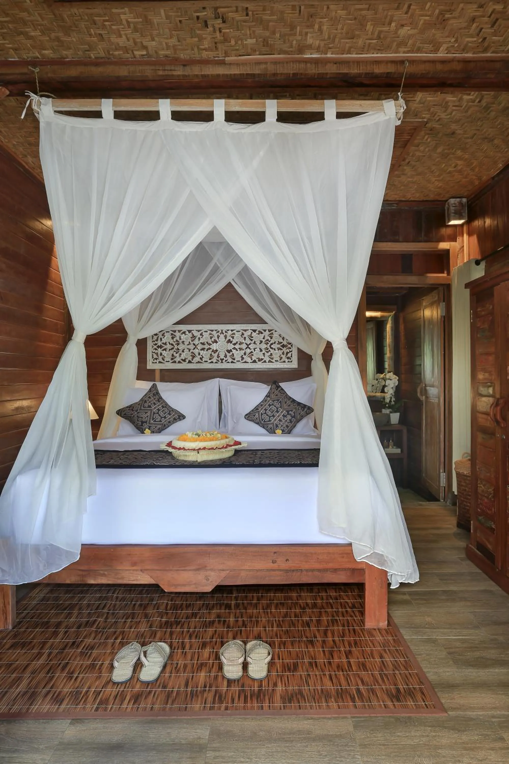 Bedroom, Bed in PAWANA VILLAS