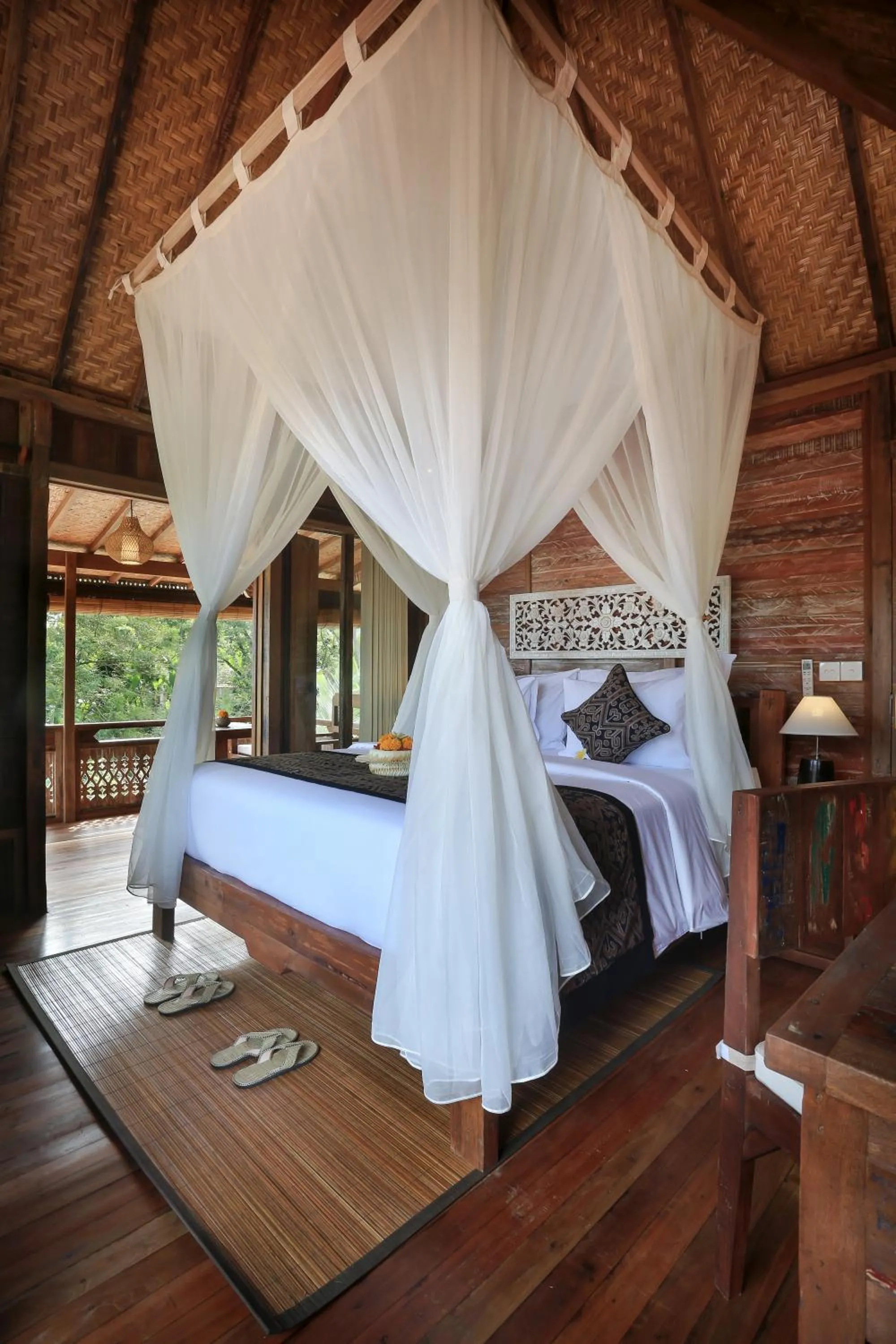 Bed in PAWANA VILLAS