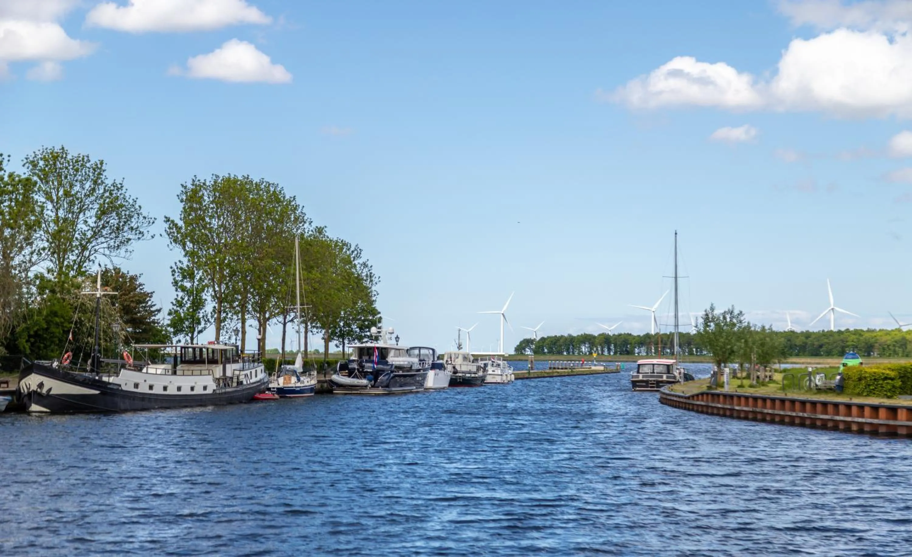 Lake view in B&B de Nieuwe Haven