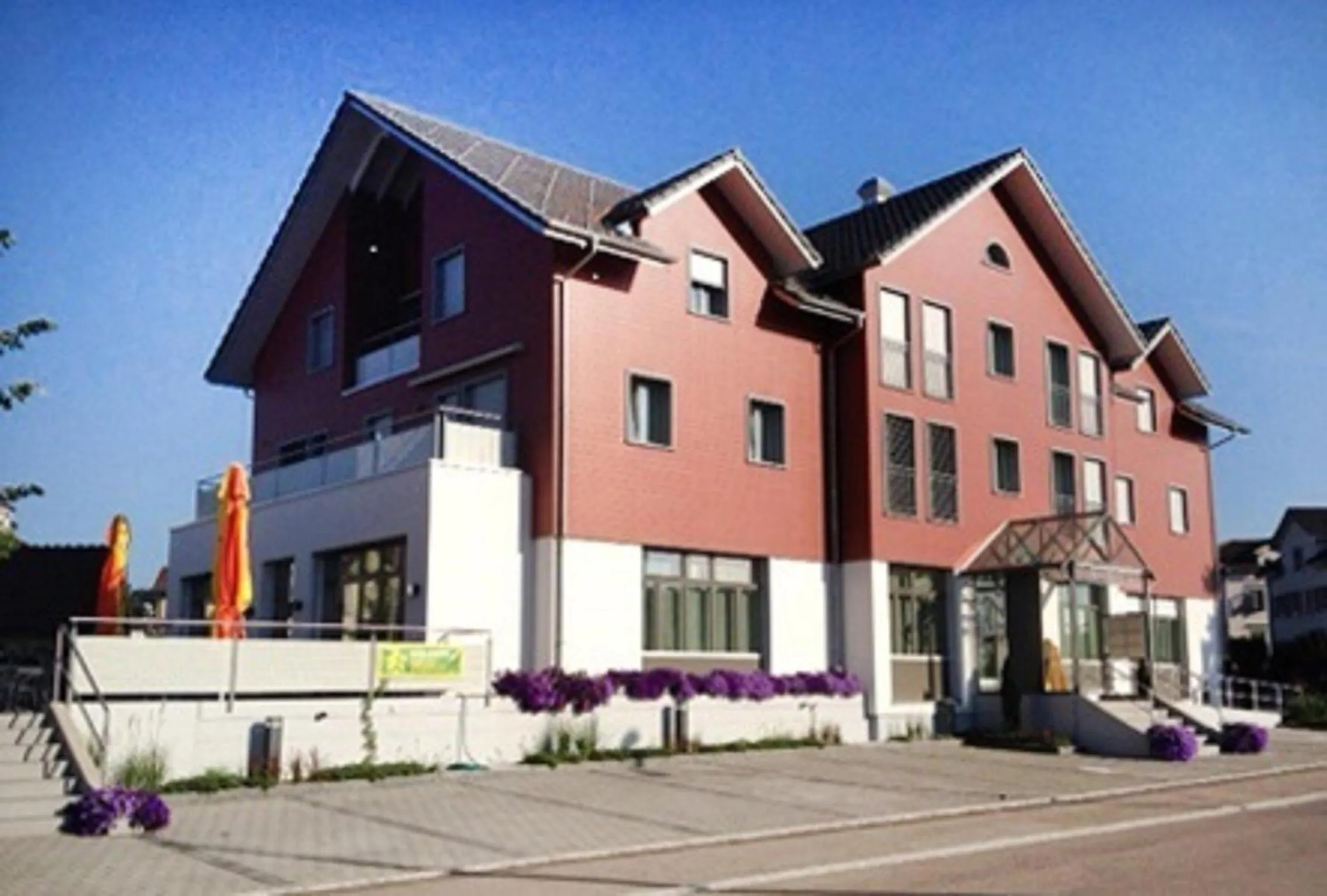 Property building in Hotel Garni Bären Bazenheid
