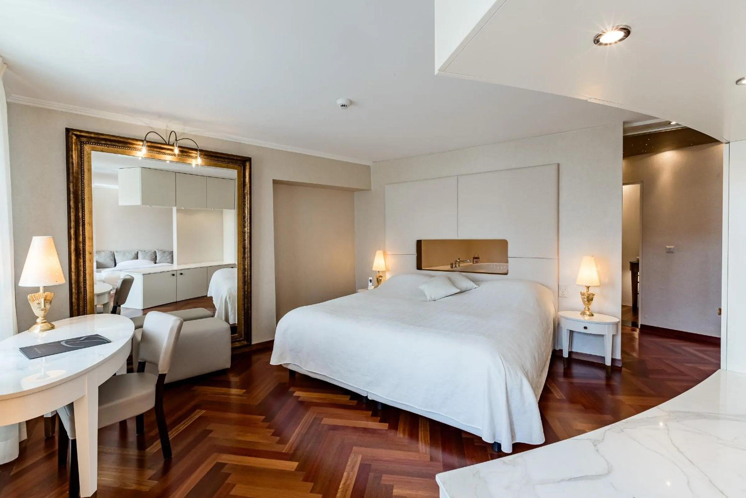 Bed in Hotel des Balances