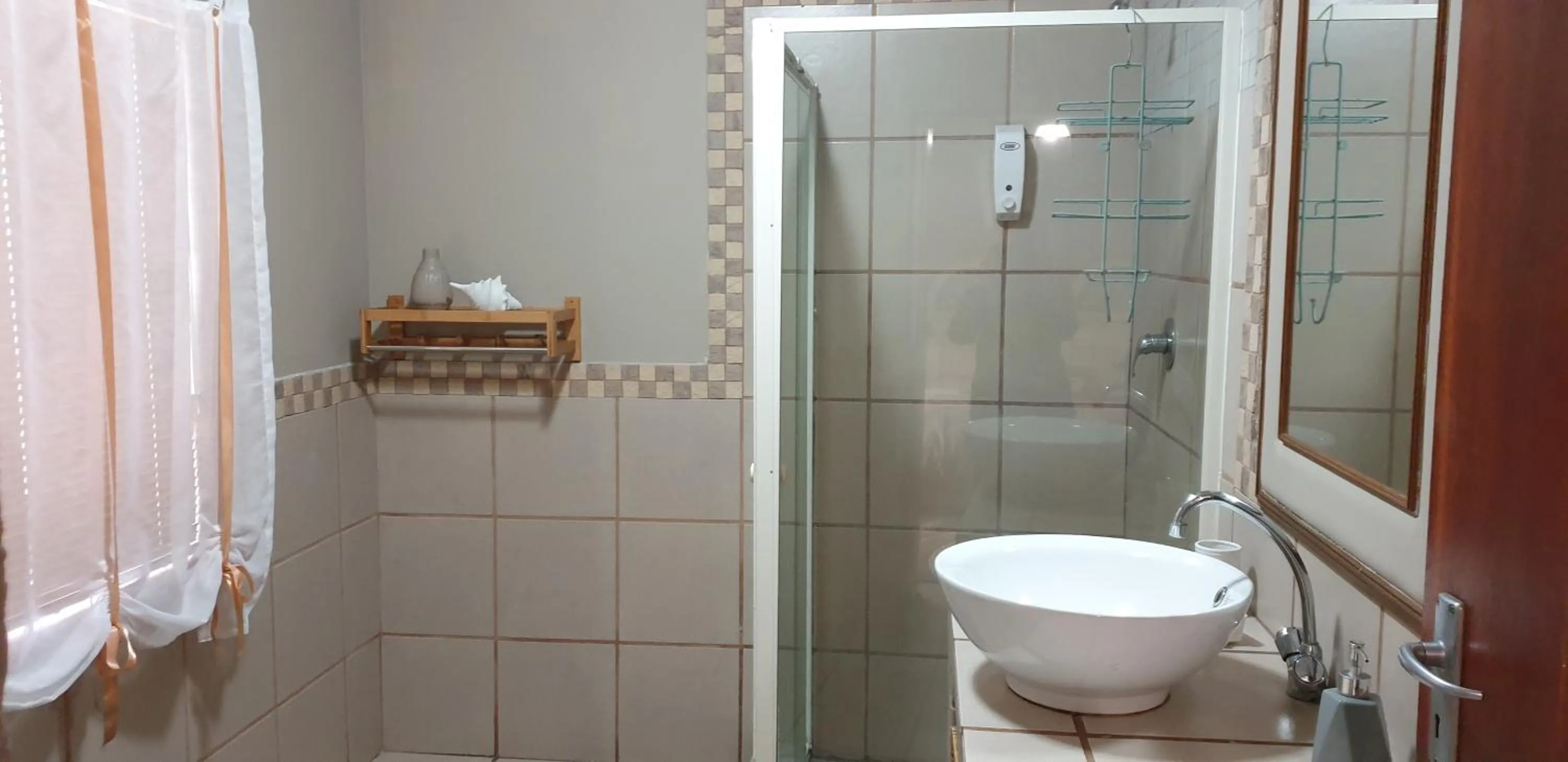 Bathroom in L'anda Guesthouse & self catering