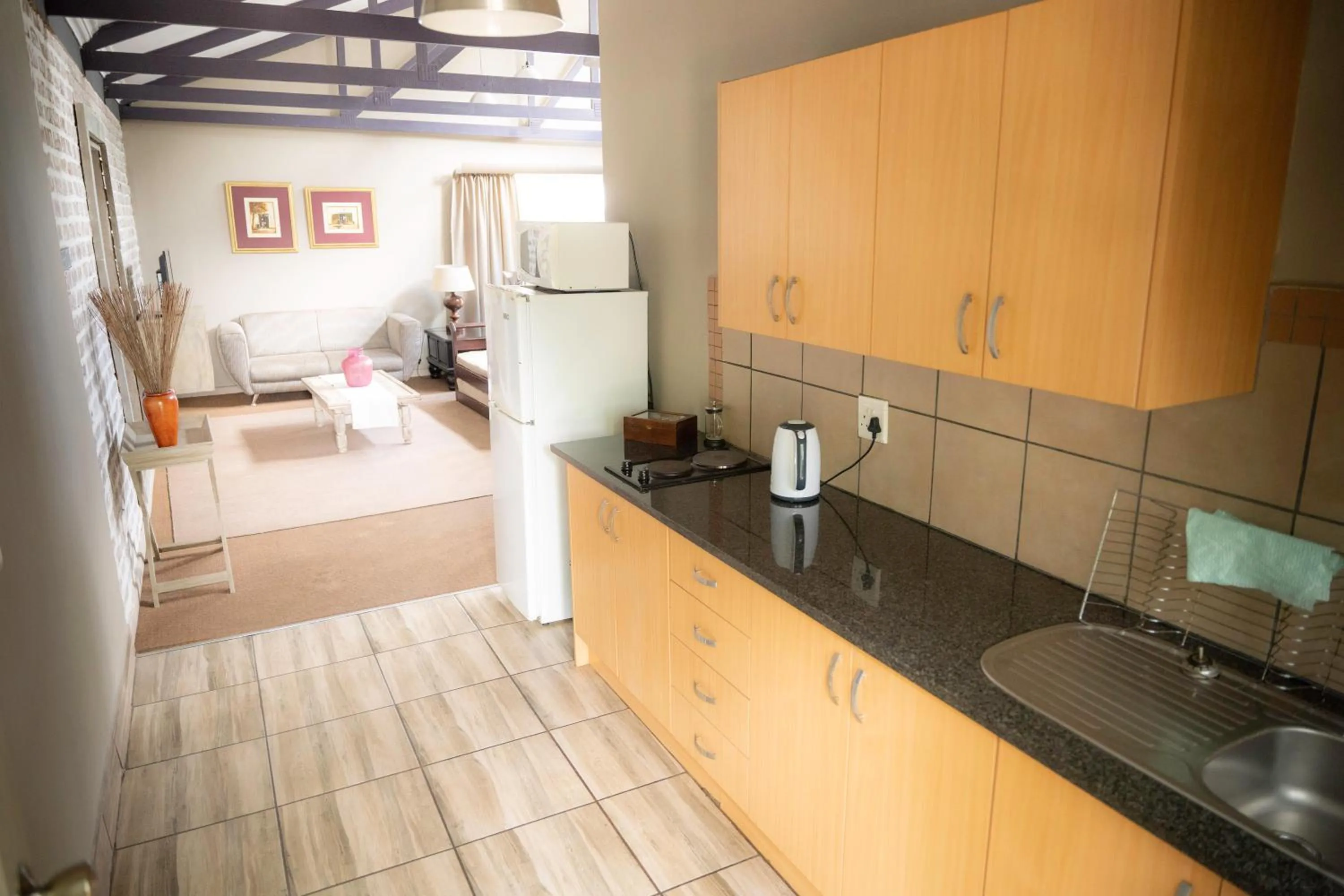 Coffee/tea facilities in L'anda Guesthouse & self catering