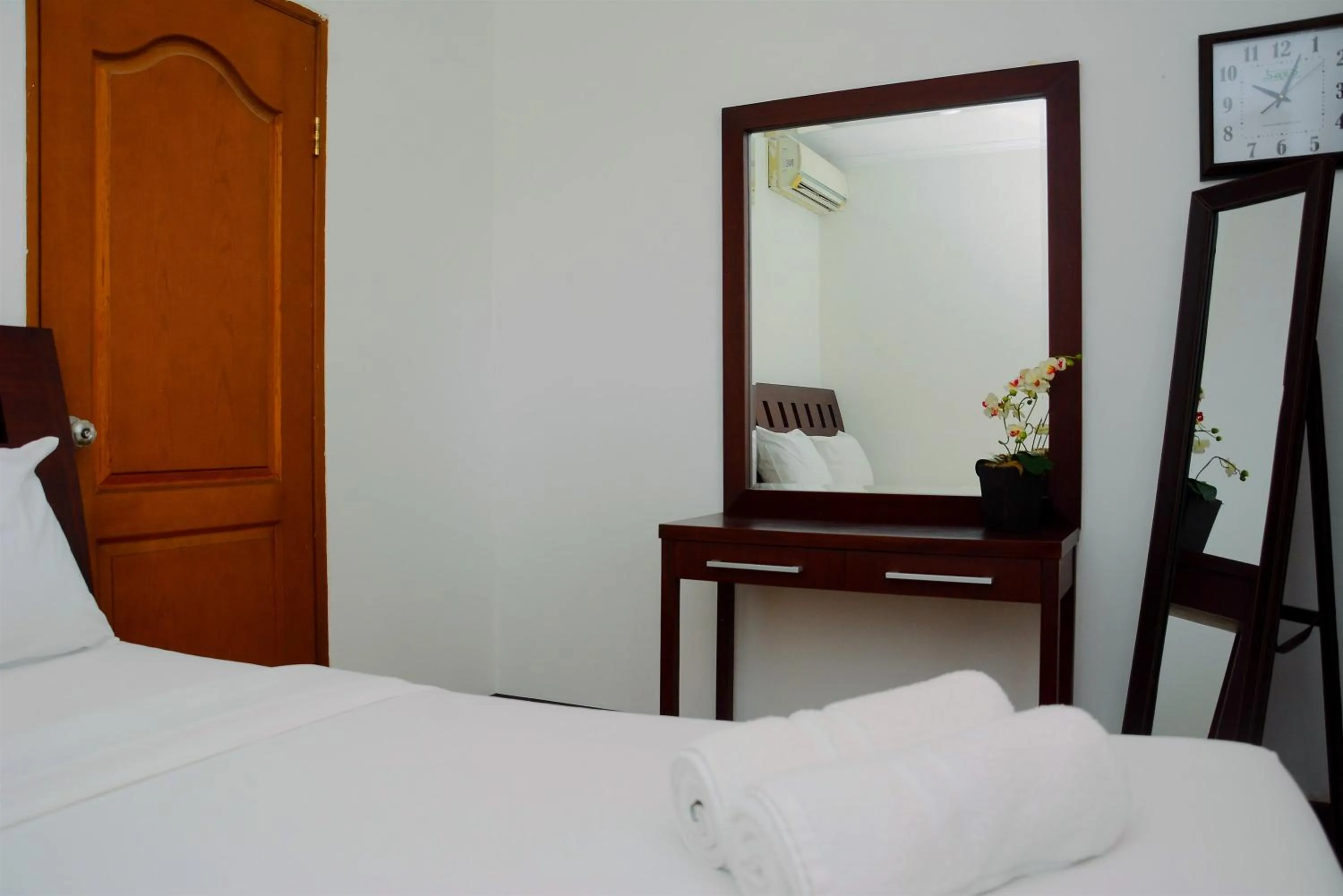 Bed in Comfortable 2BR Apartment at Mediterania Palace Residence By Travelio