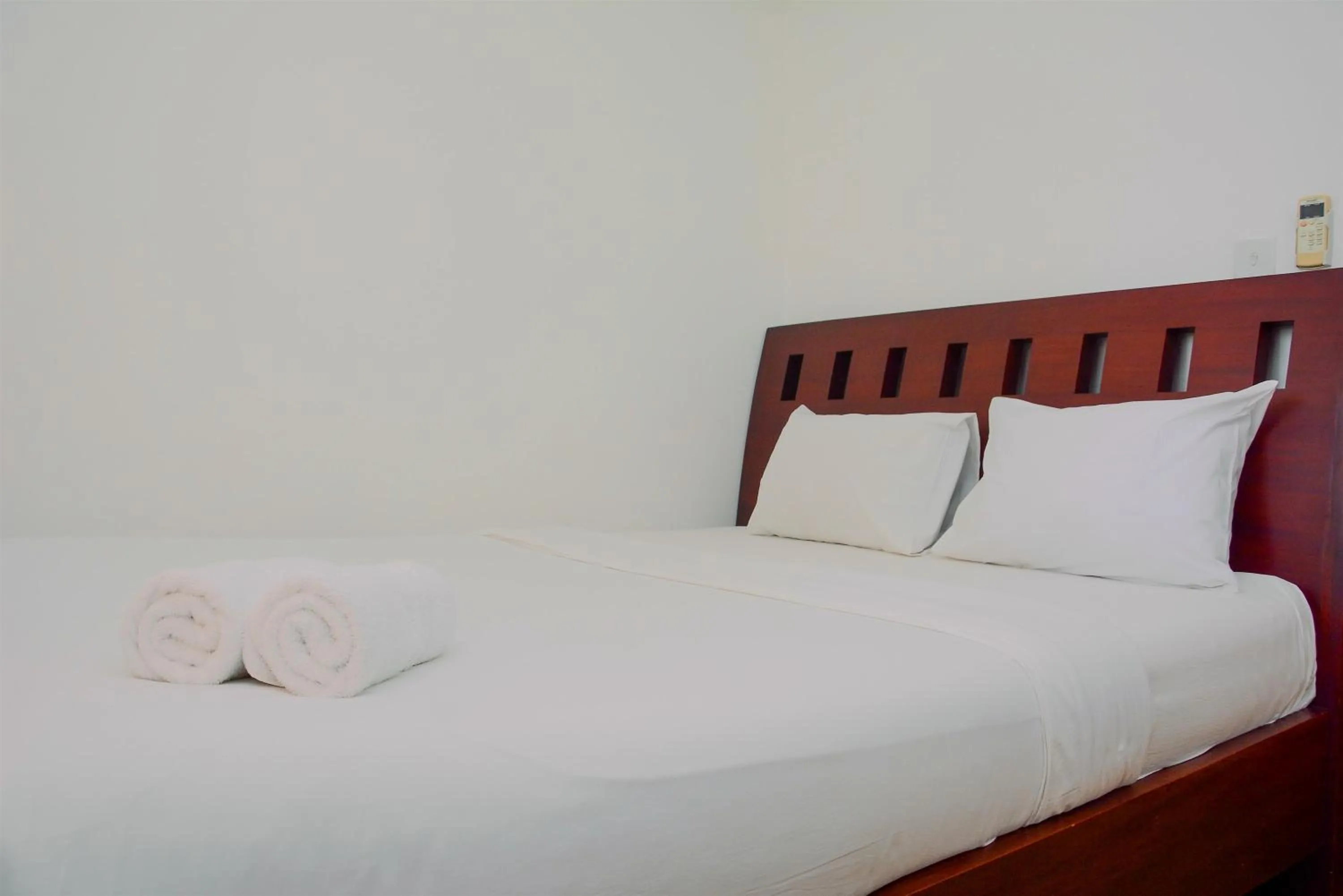 Comfortable 2BR Apartment at Mediterania Palace Residence By Travelio