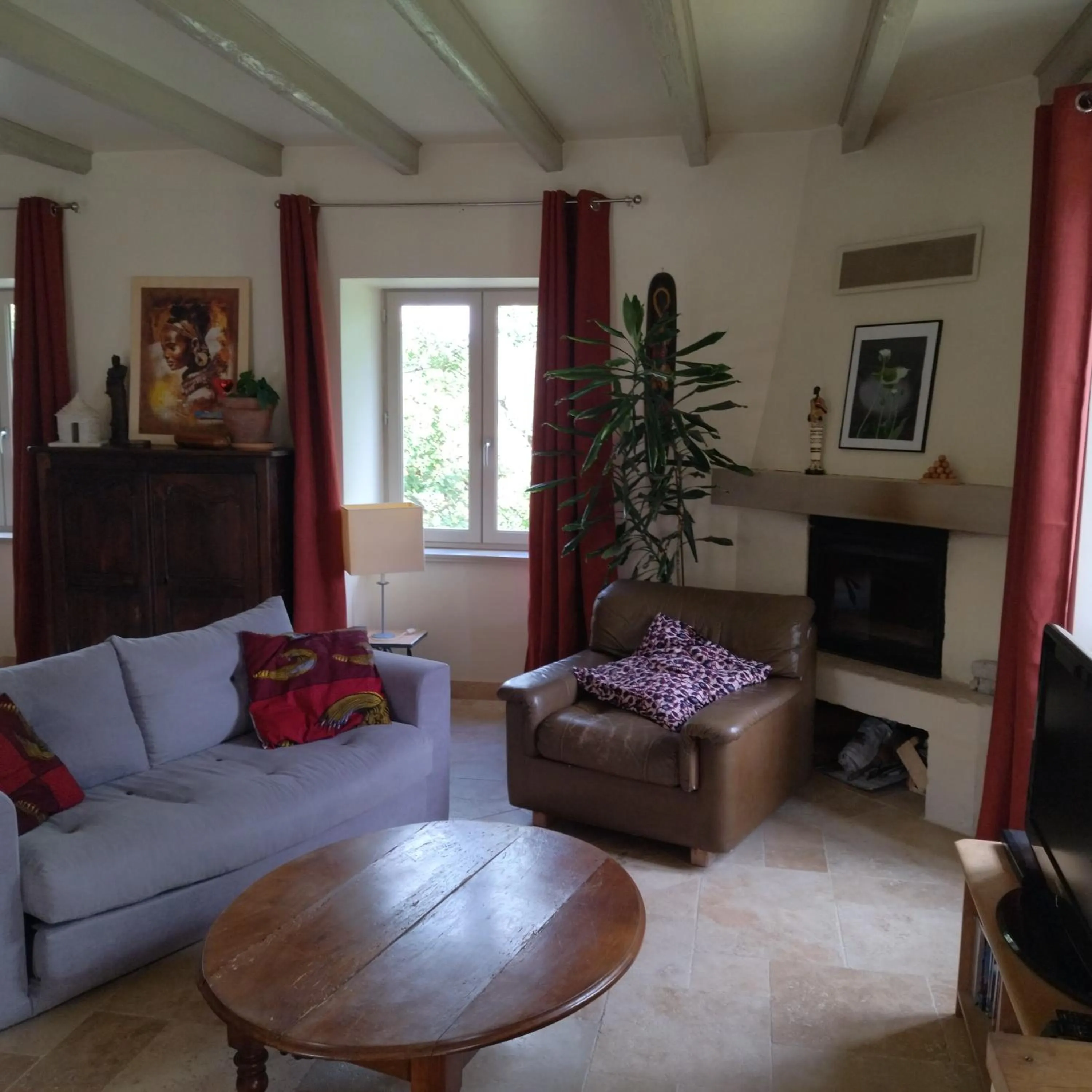 TV and multimedia in Domaine de Séguéla