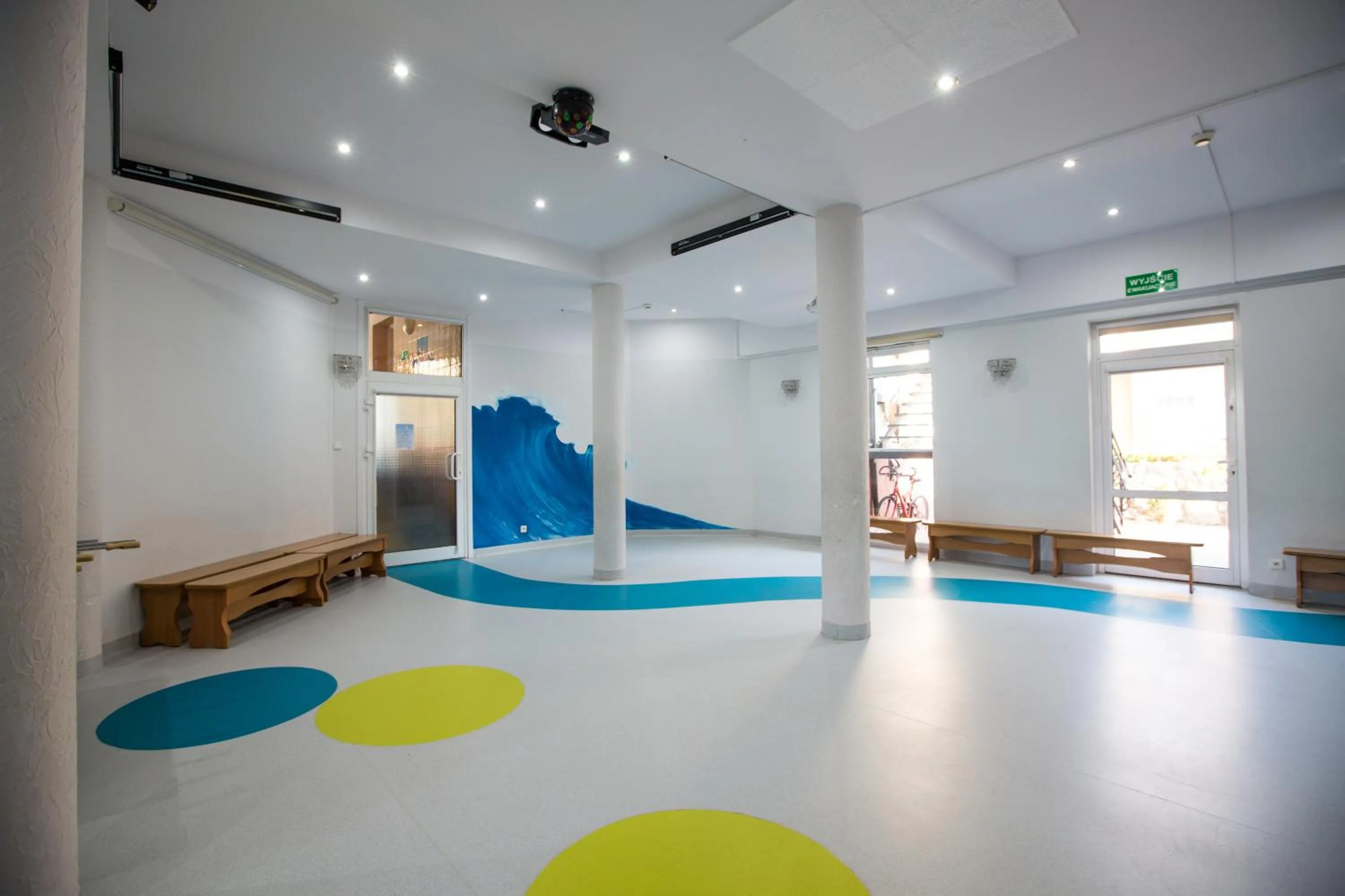 Communal lounge/ TV room in Ośrodek Wczasowy Magnat