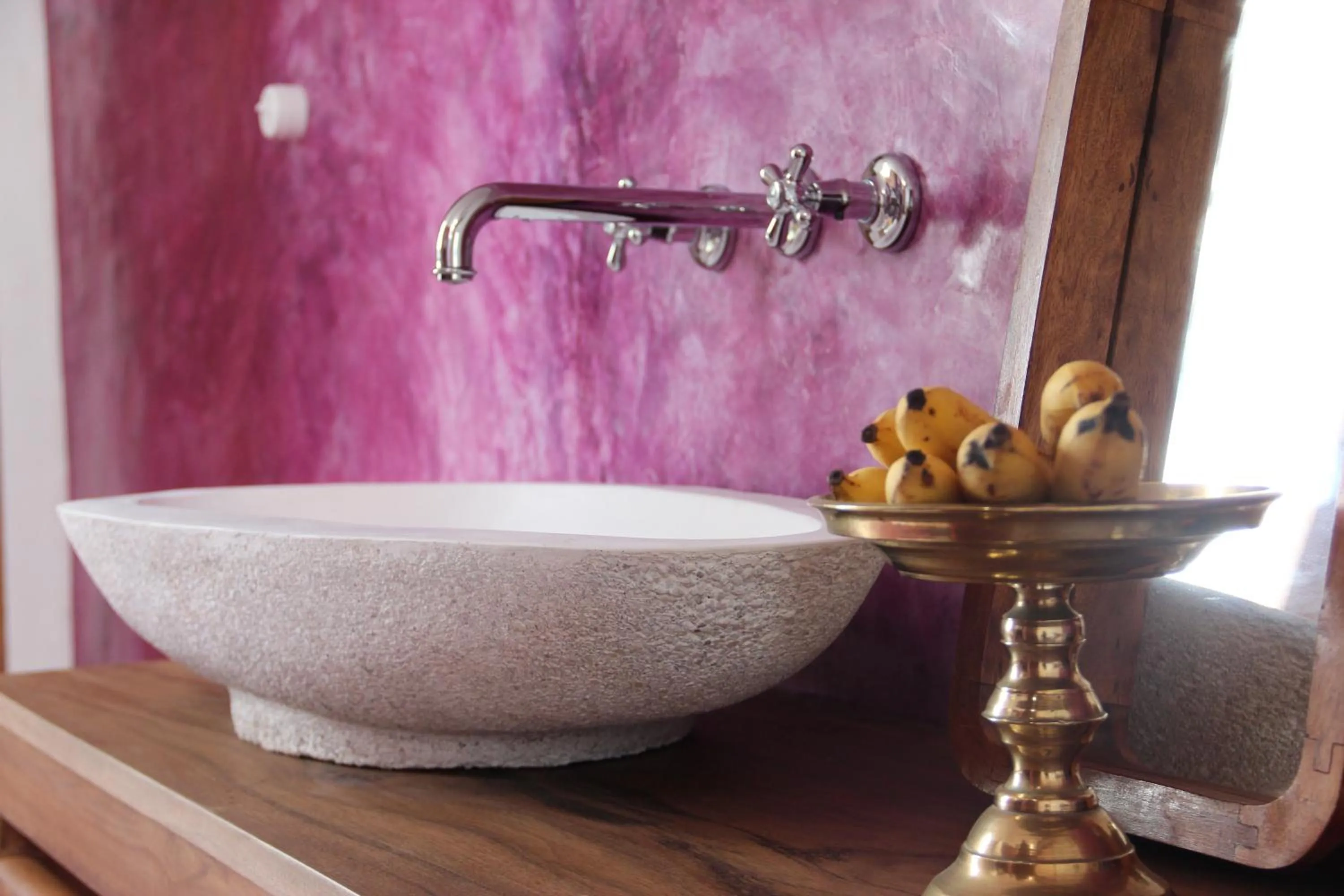 Bathroom in UTMT - Underneath The Mango Tree Spa & Beach Resort