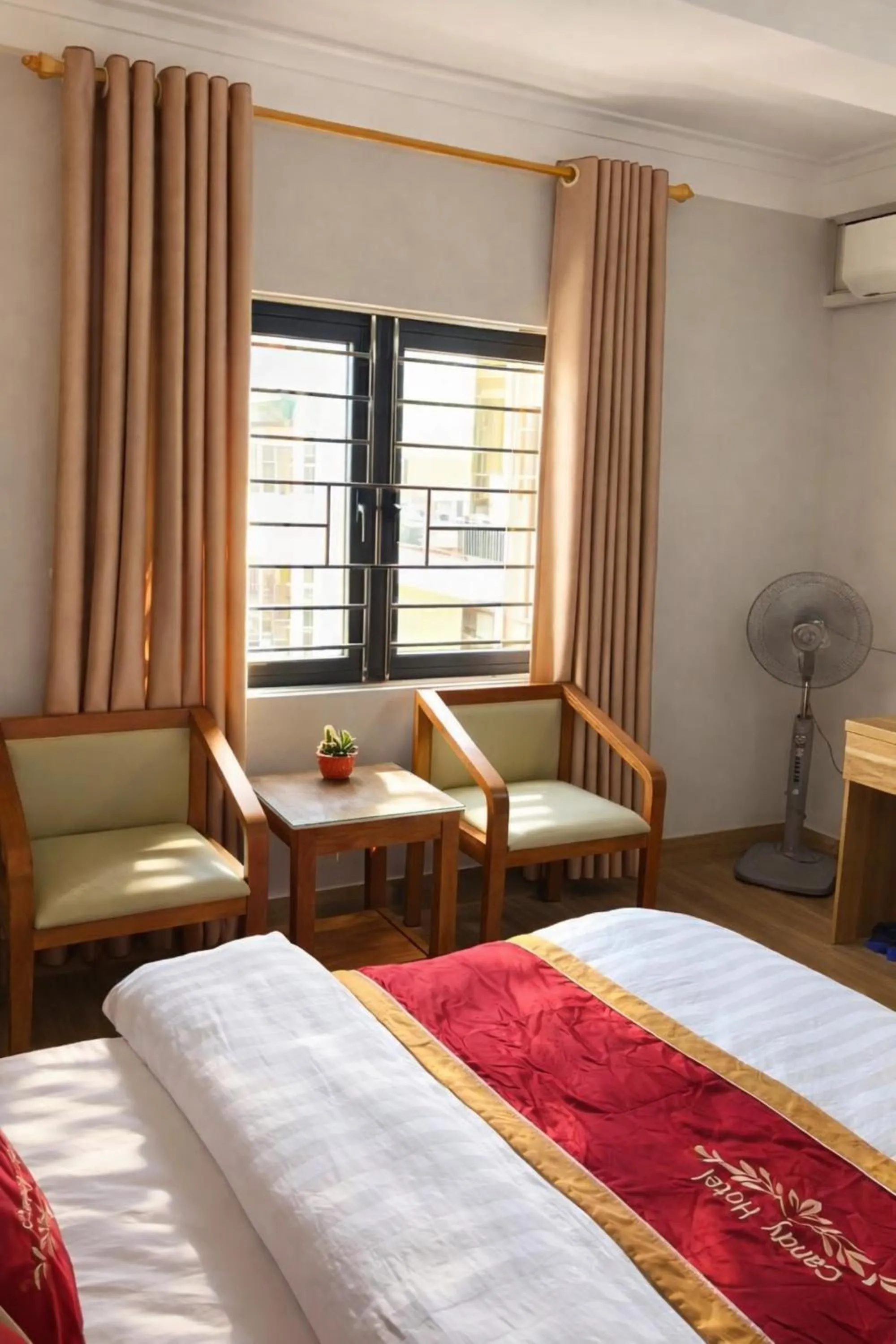 Photo of the whole room, Bed in Candy Hotel Hạ Long