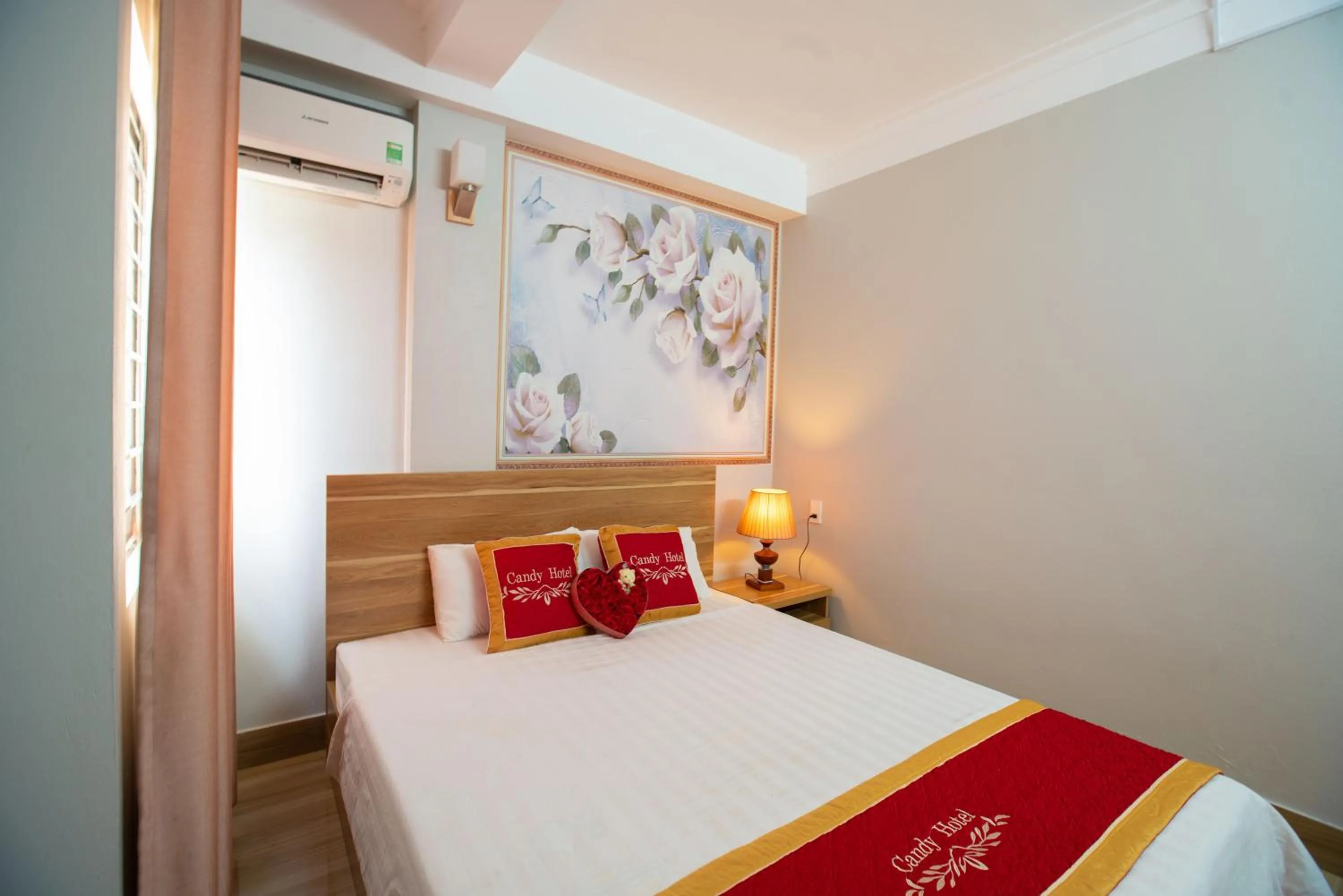 Bedroom, Bed in Candy Hotel Hạ Long