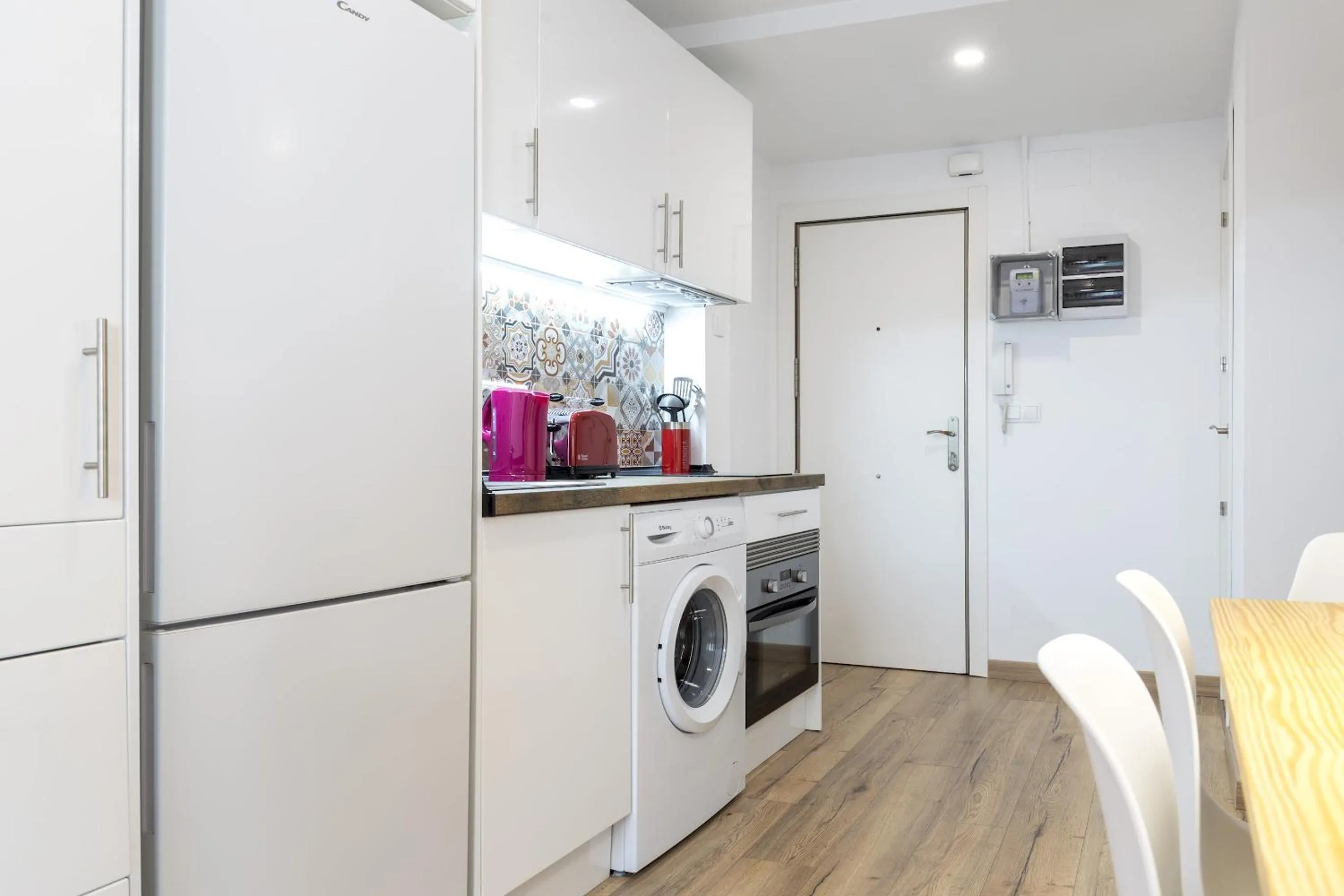 Kitchen or kitchenette in Besos Beach Gem II By MyRentalHost