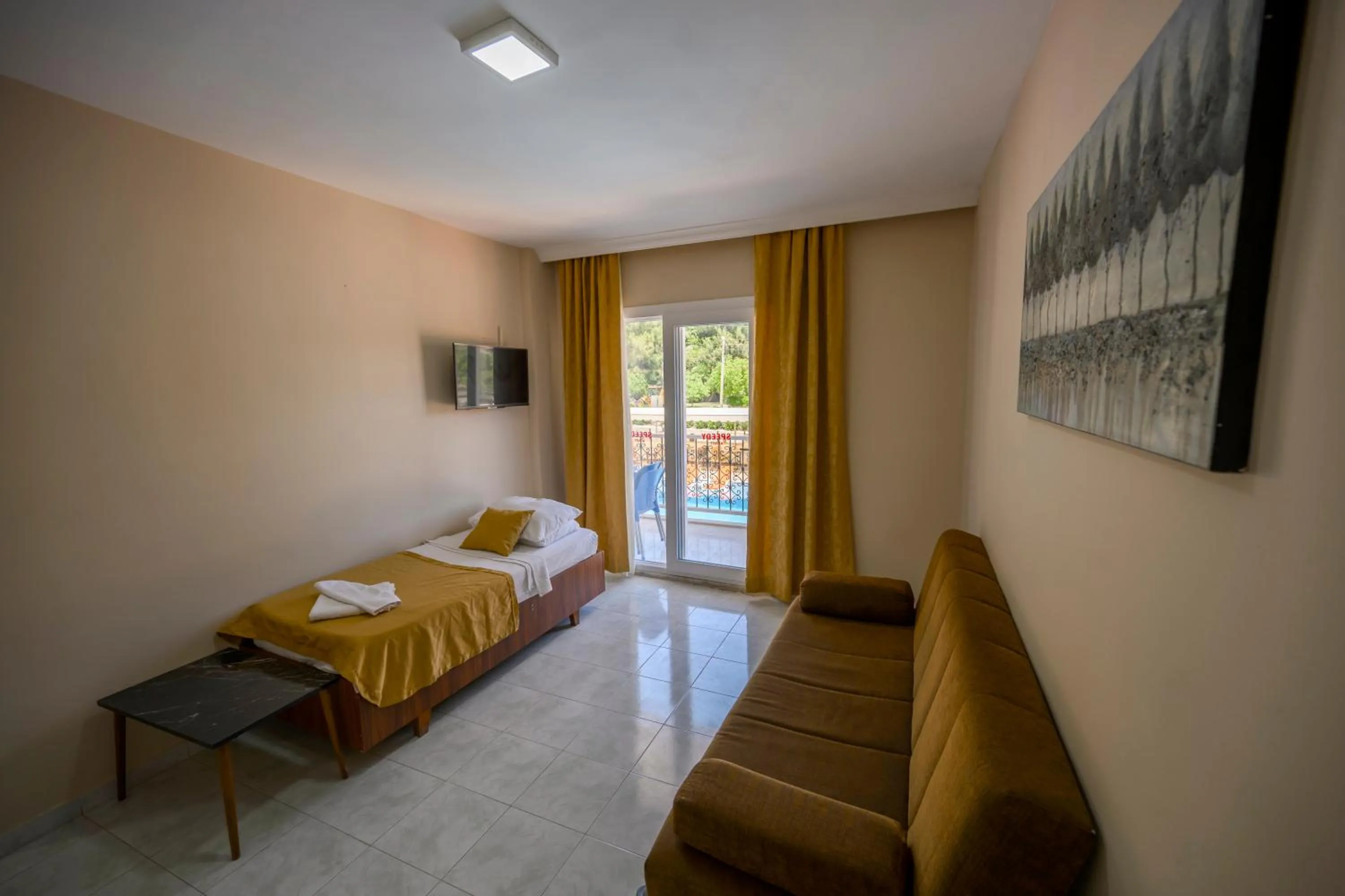 Photo of the whole room, Bed in Speedy Apart Otel