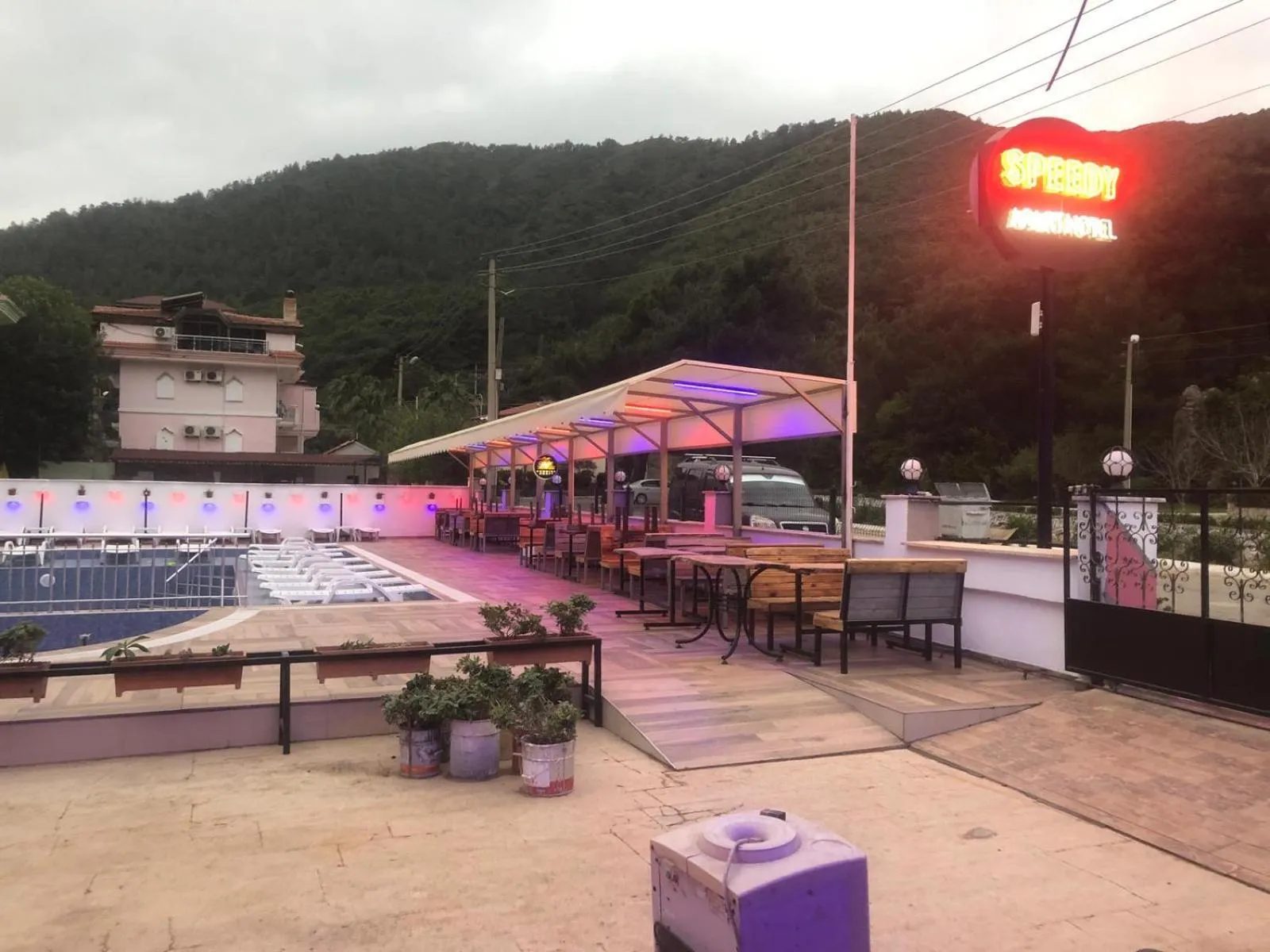 Garden in Speedy Apart Otel