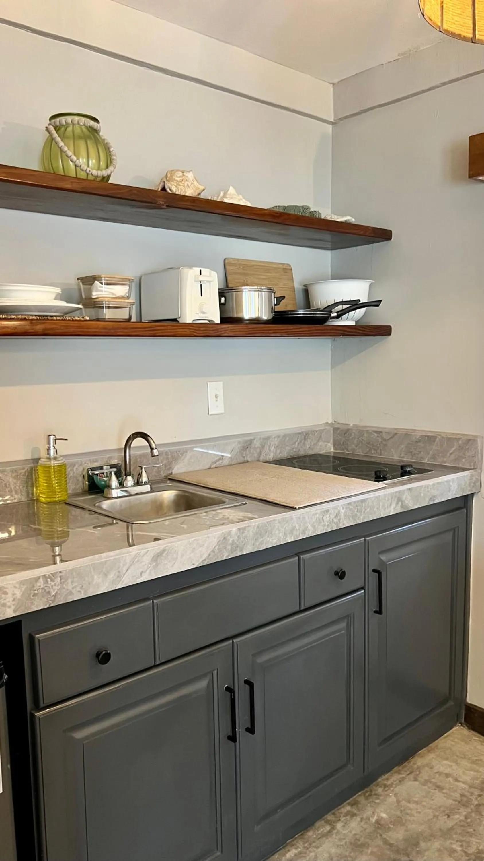 Kitchen or kitchenette in Mata Rocks Resort