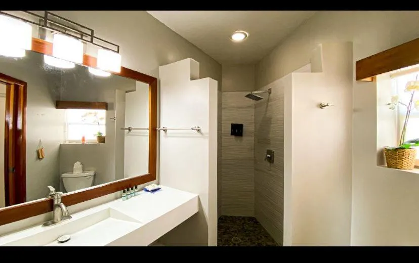 Bathroom in Mata Rocks Resort