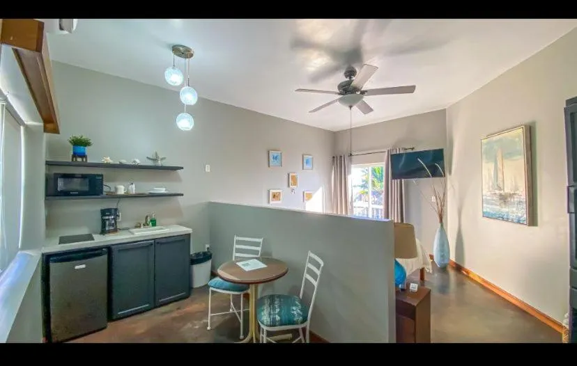 Kitchen or kitchenette in Mata Rocks Resort