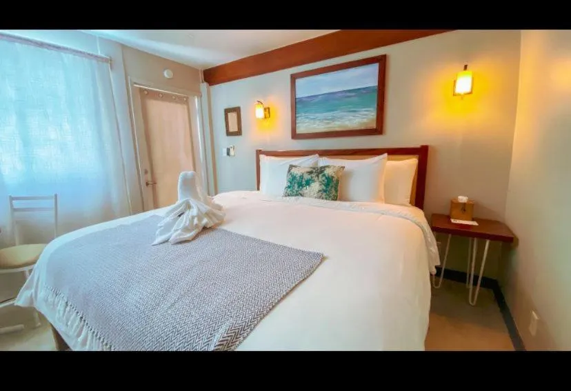 Bed in Mata Rocks Resort