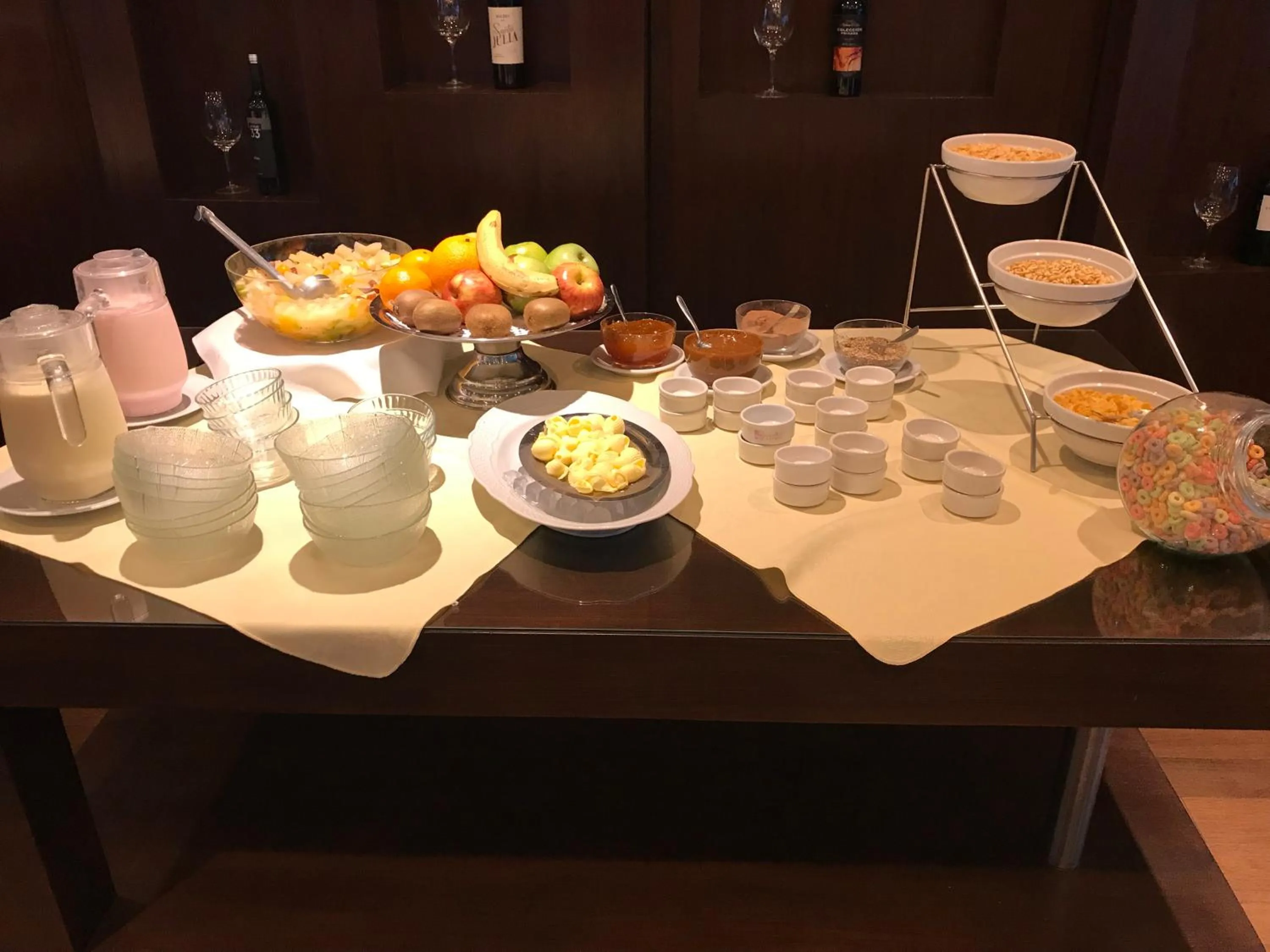 Buffet breakfast in Palmar Hotel Casino