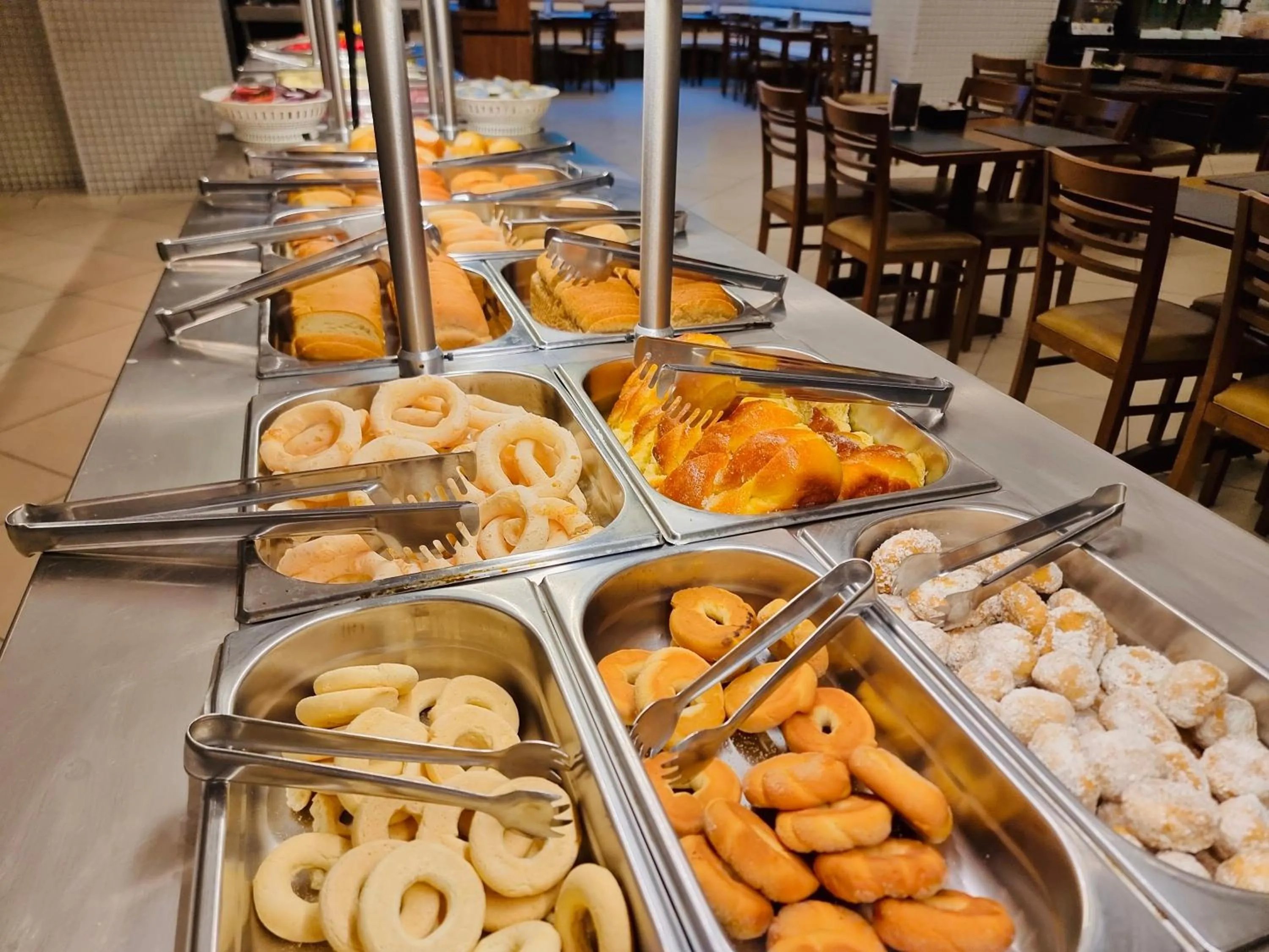 Buffet breakfast in MAPP Hotel Aparecida-SP