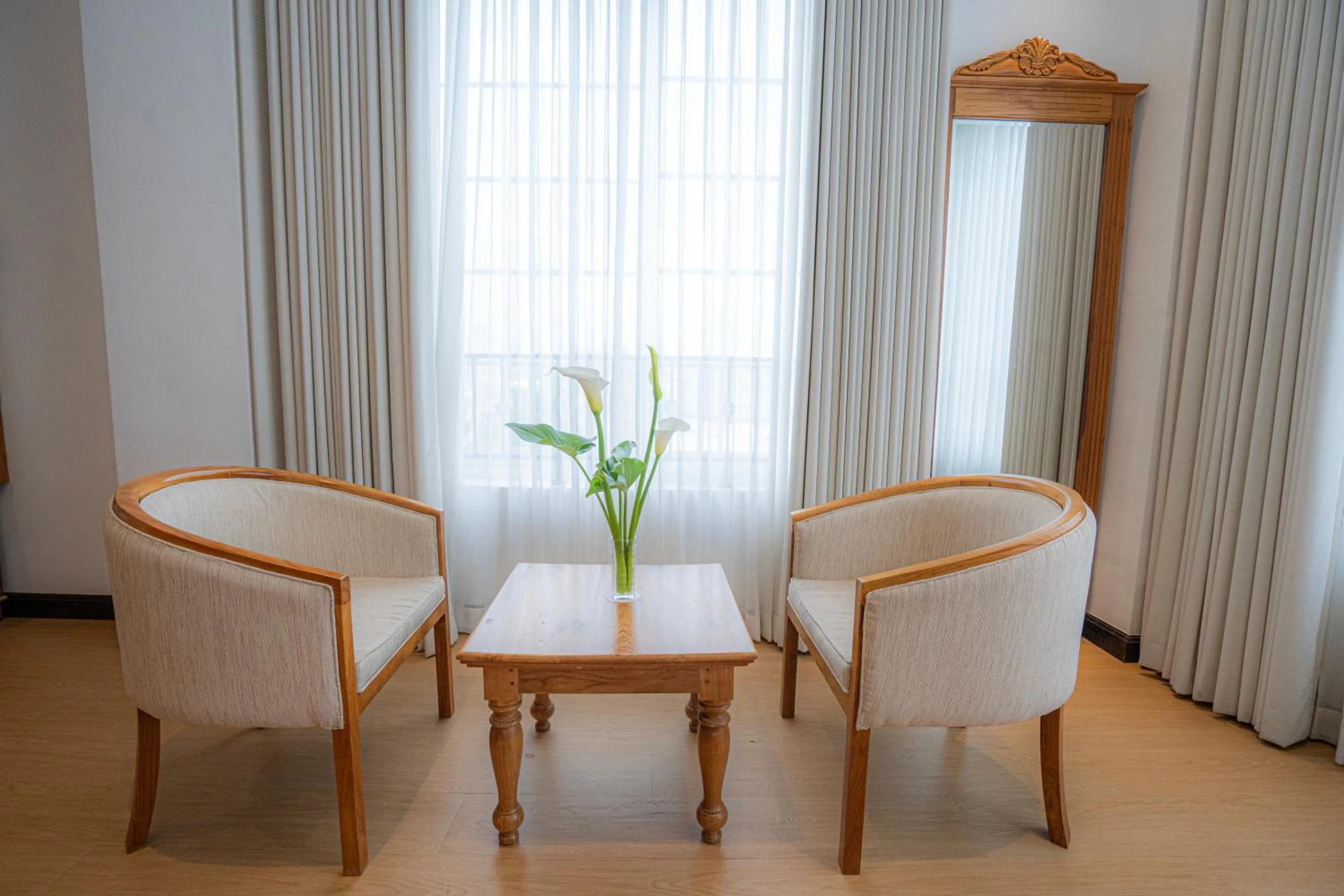 Property building in Araliya Red - Budget friendly Hotel- Where you find stunning 360 panoramic view of Nuwara Eliya