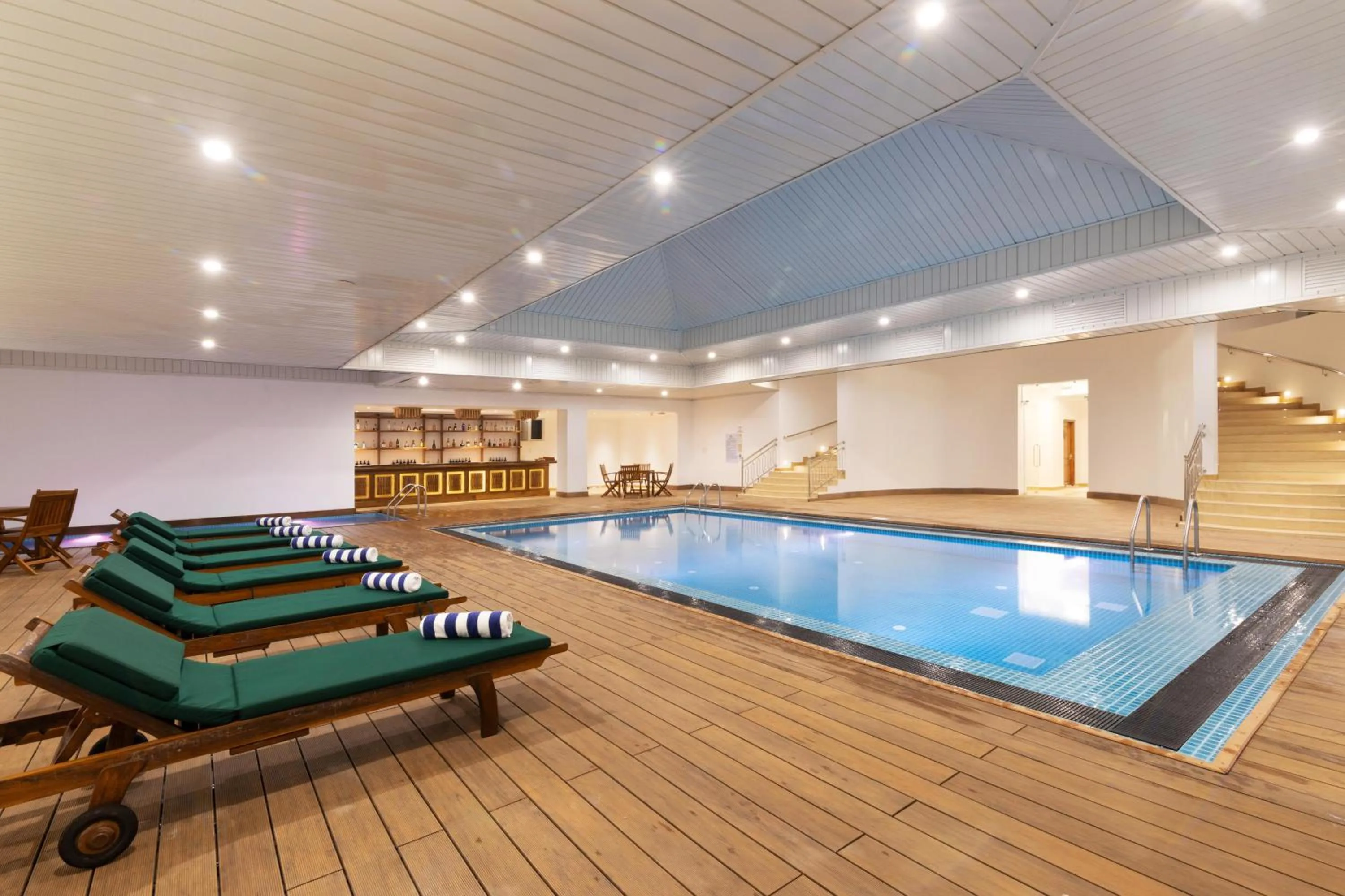 Swimming pool in Araliya Red - Budget friendly Hotel- Where you find stunning 360 panoramic view of Nuwara Eliya