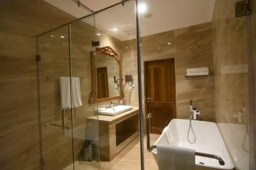 Araliya Red - Budget friendly Hotel- Where you find stunning 360 panoramic view of Nuwara Eliya