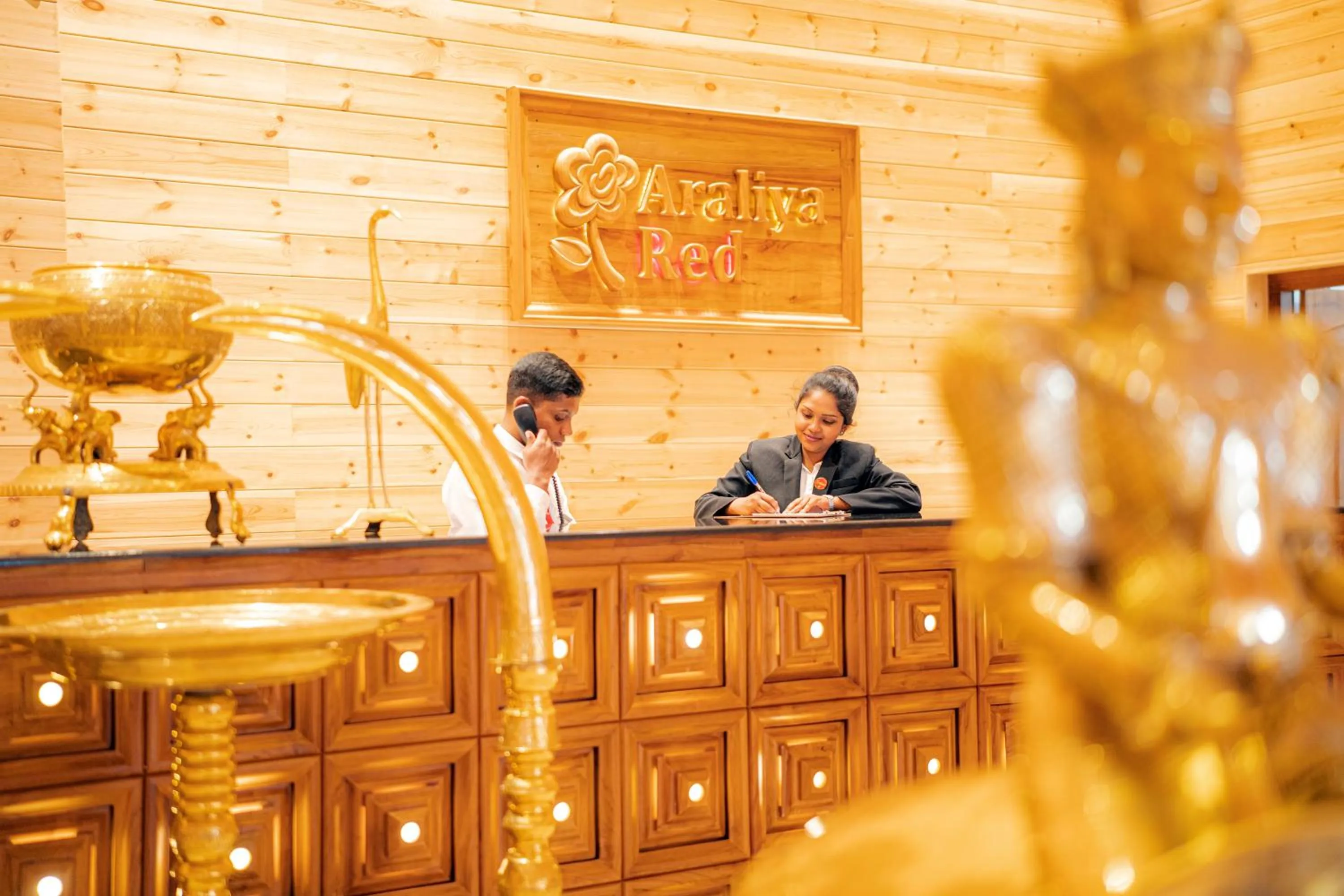 Lobby or reception in Araliya Red - Budget friendly Hotel- Where you find stunning 360 panoramic view of Nuwara Eliya