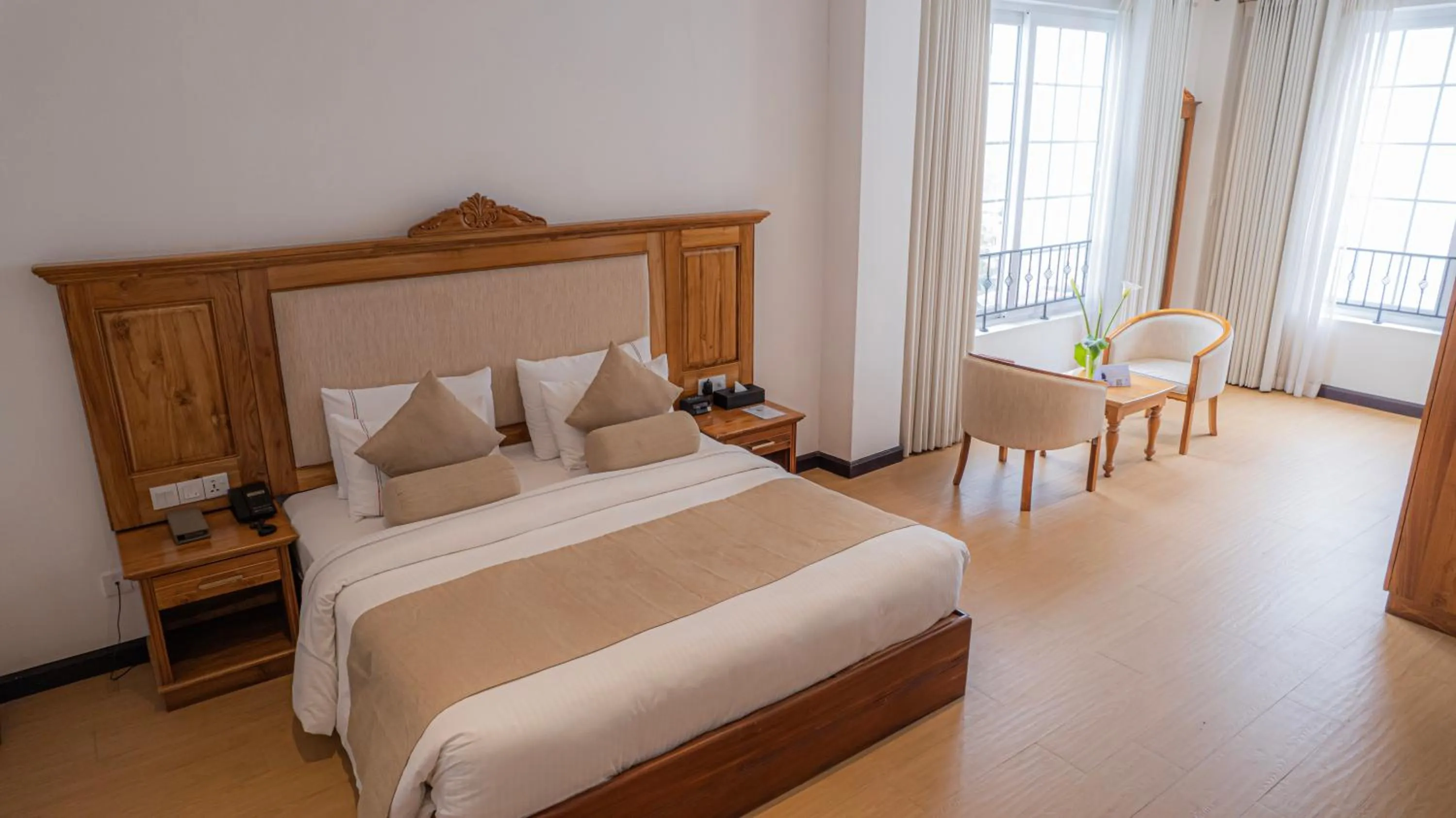 Property building, Bed in Araliya Red - Budget friendly Hotel- Where you find stunning 360 panoramic view of Nuwara Eliya