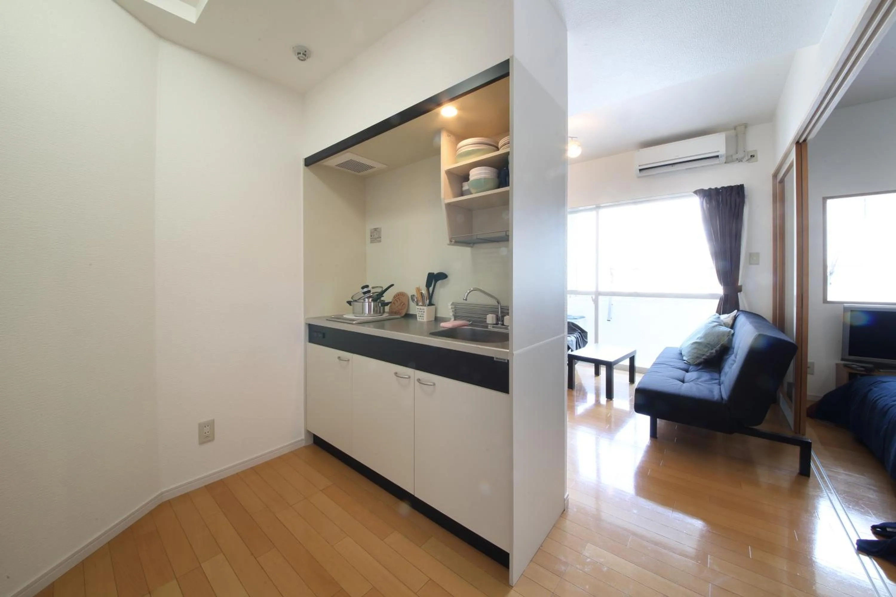 Kitchen or kitchenette in ETERNITY Tamatsukuri 301