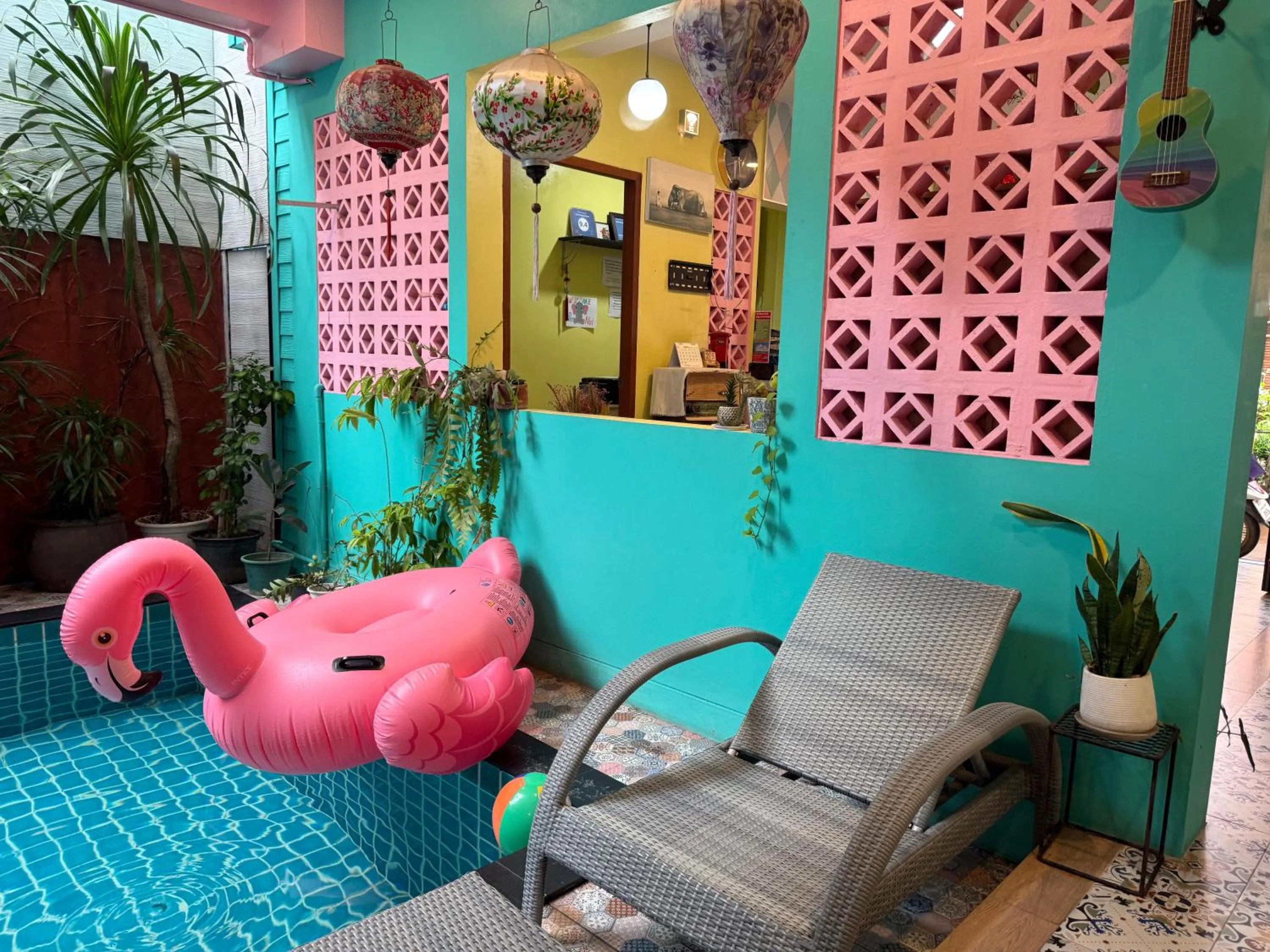 Swimming pool in Chor Chang House