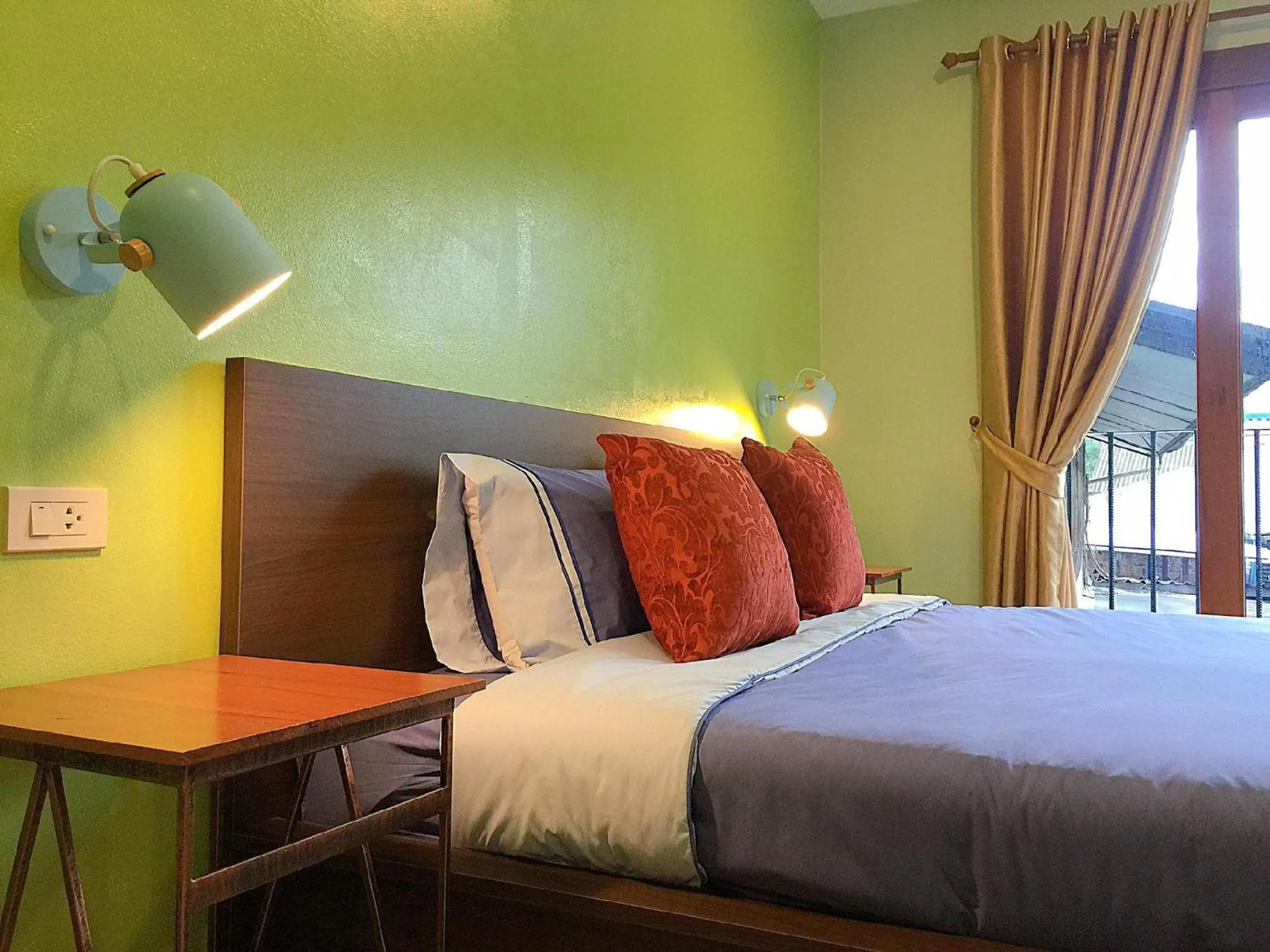 Bedroom, Bed in Chor Chang House