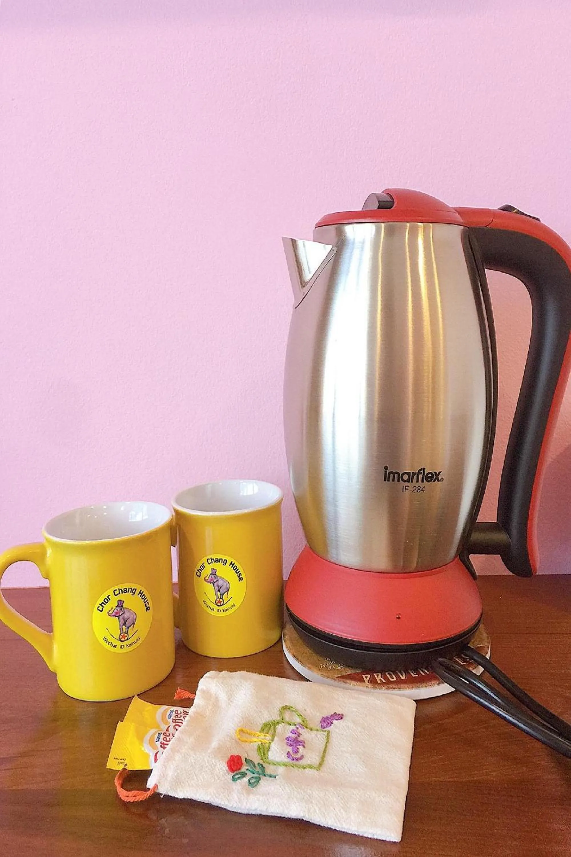 Coffee/tea facilities in Chor Chang House