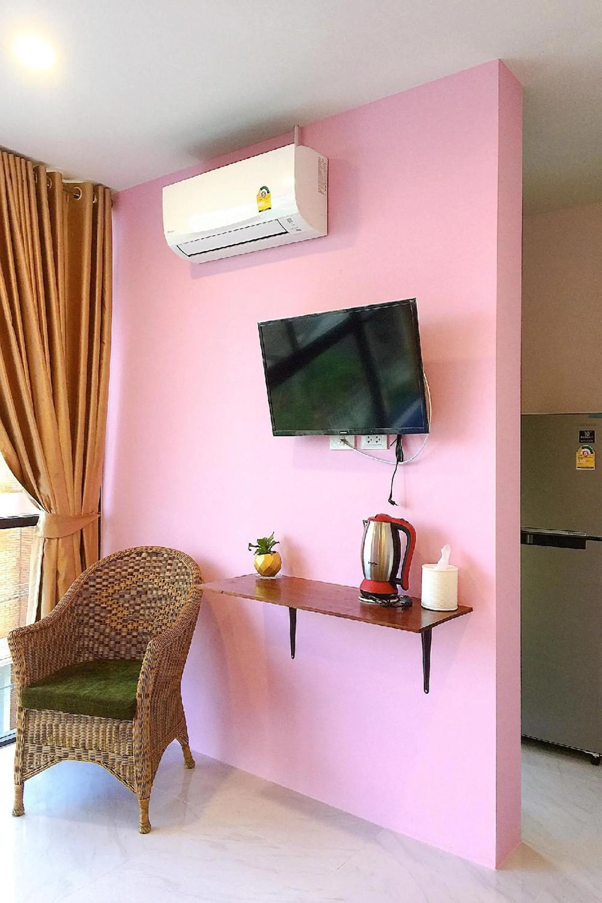 Seating area in Chor Chang House