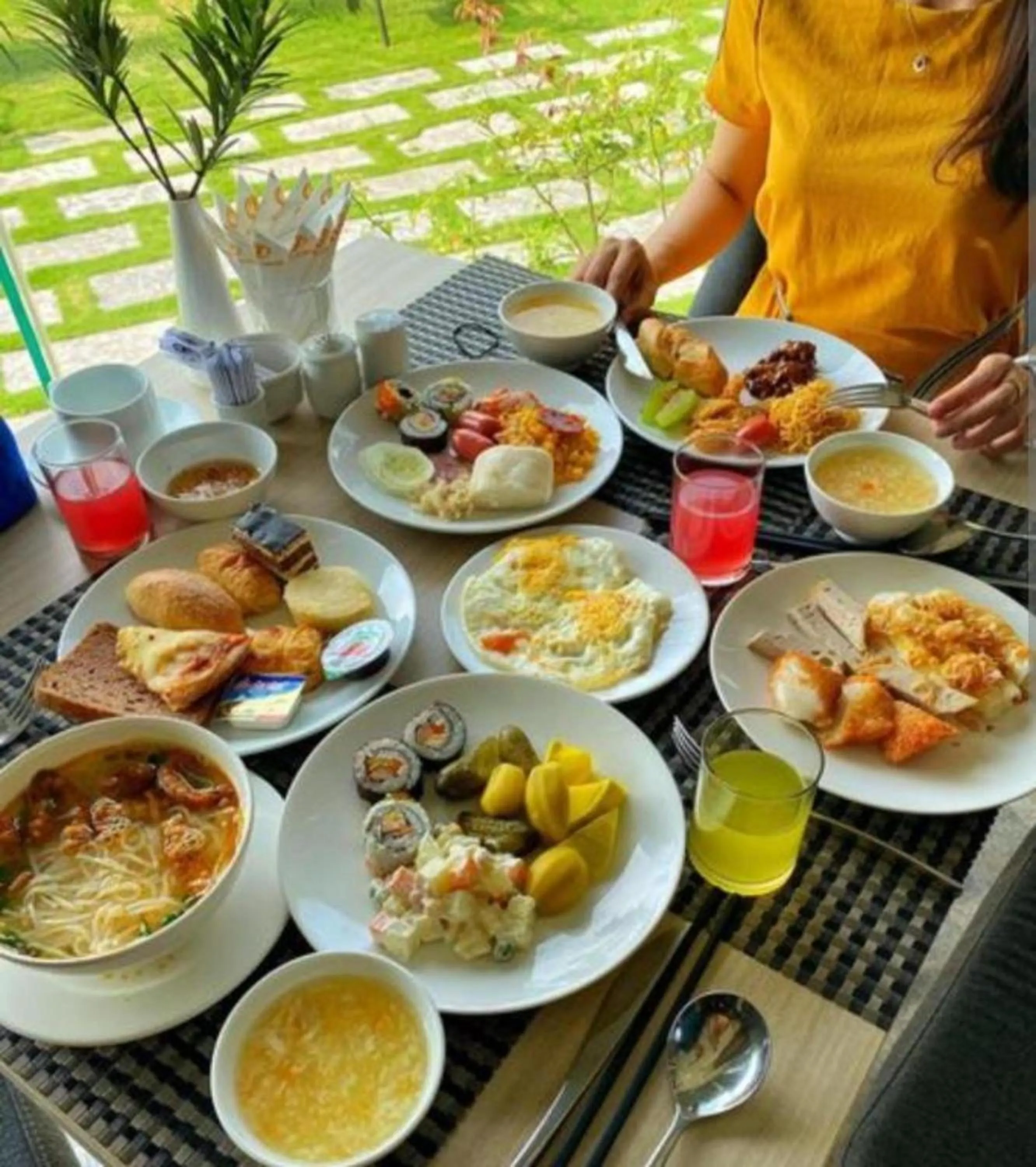 Food and drinks in Aloha Hotel Quy Nhơn