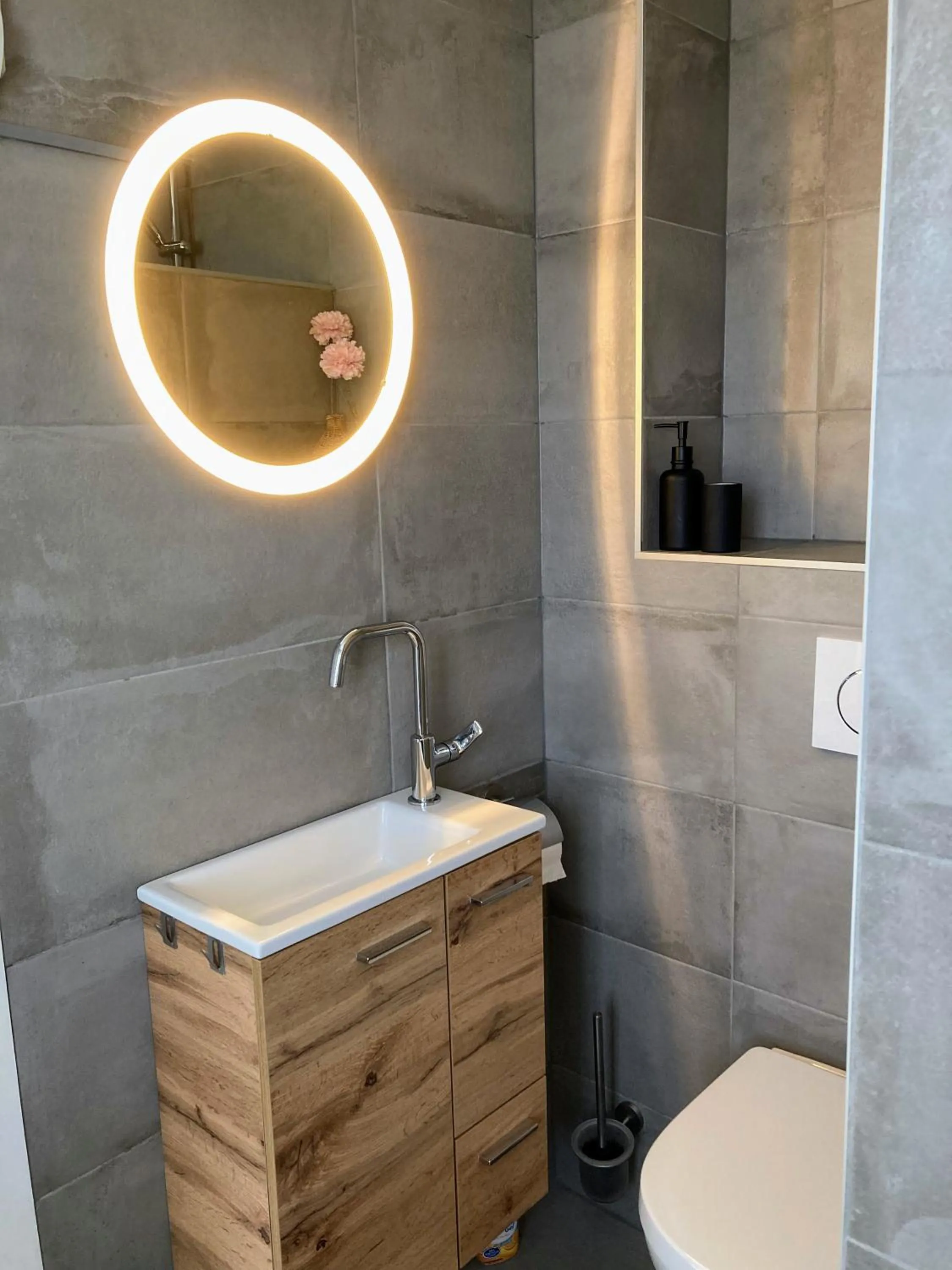 Bathroom in bed bij zee