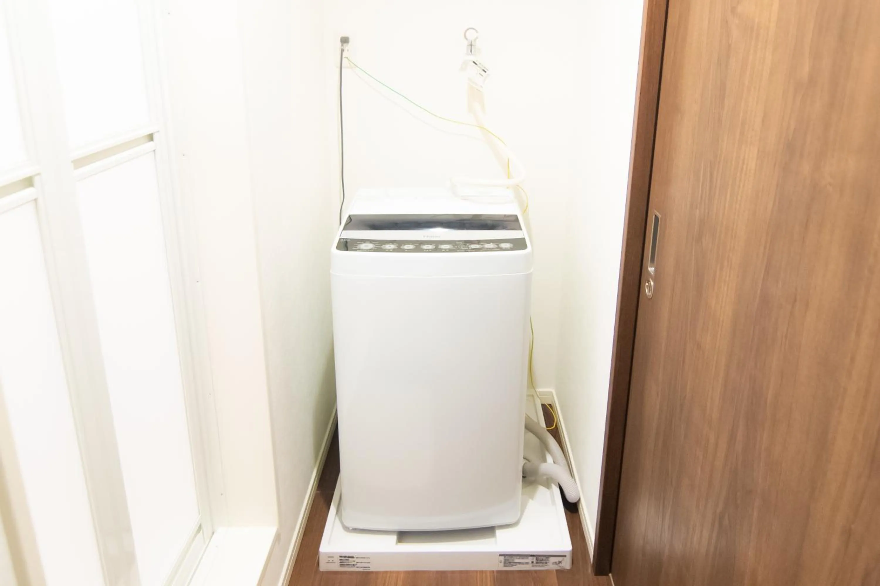 Base Hanegi Apartment by Tranova