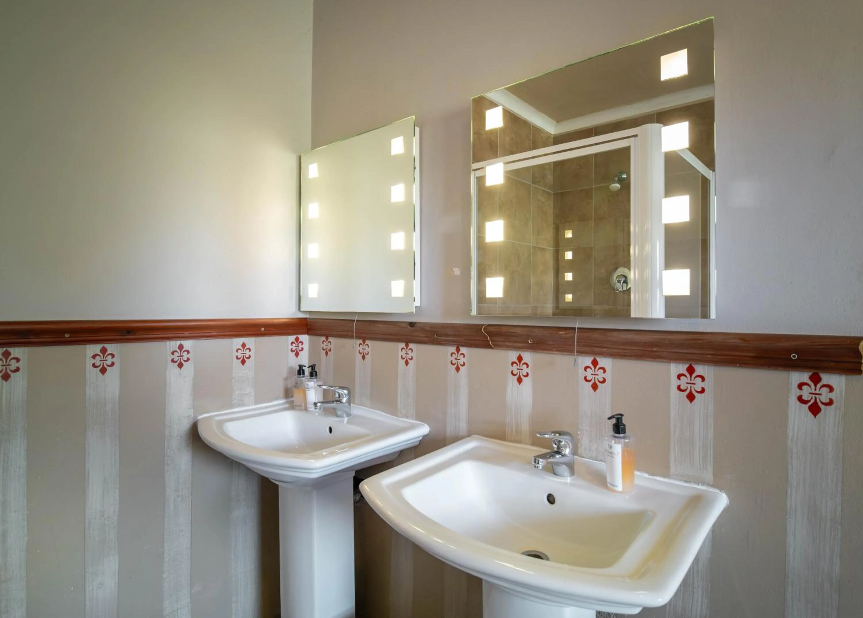 Bathroom in Broadway Tygervalley House
