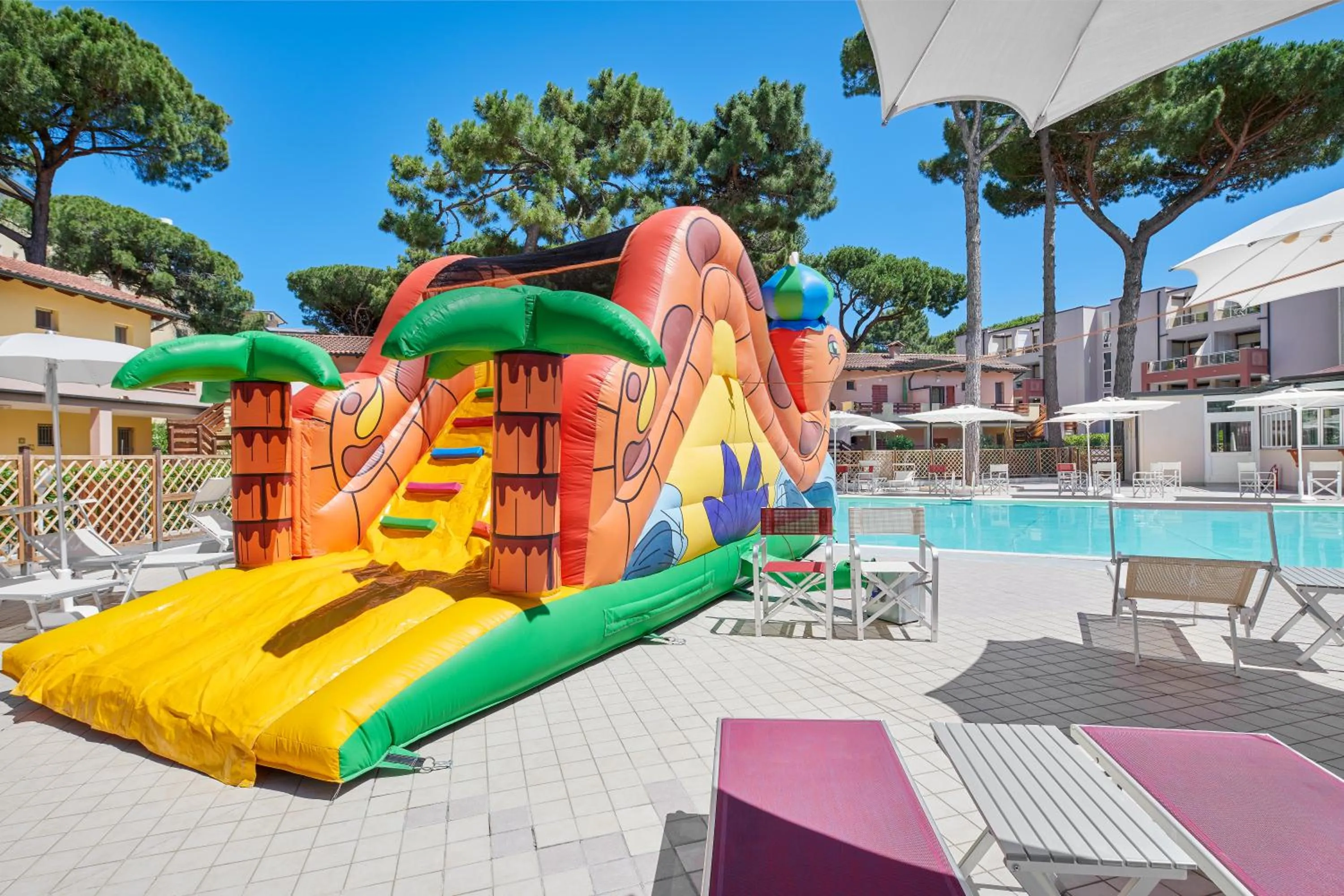 Swimming pool in Residence Poggio Dei Pini