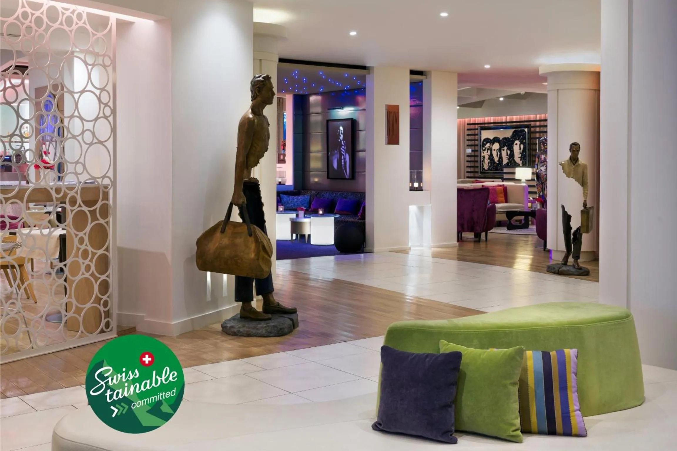 Lobby or reception in N’vY Manotel