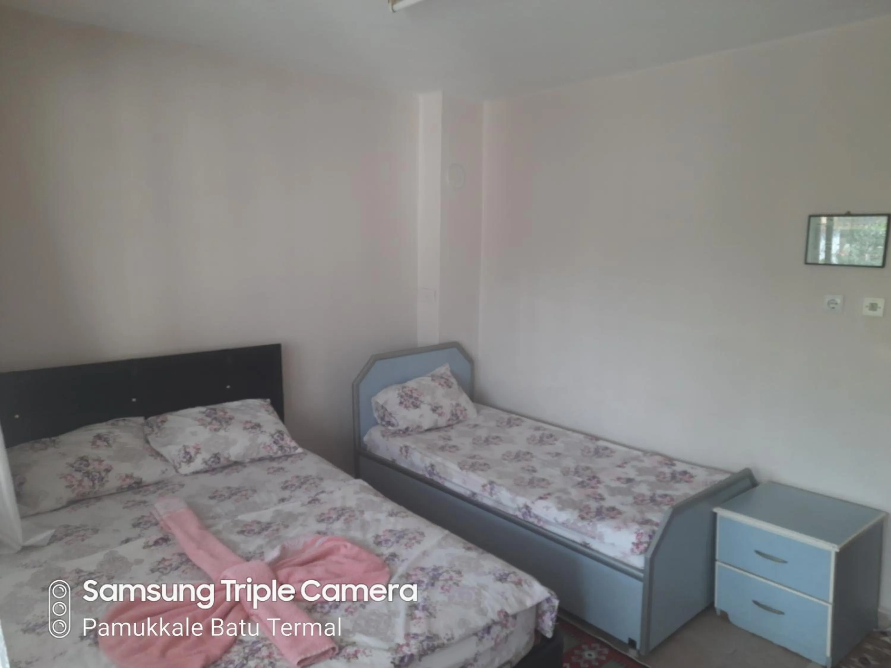 Photo of the whole room, Bed in Pamukkale Batu Termal