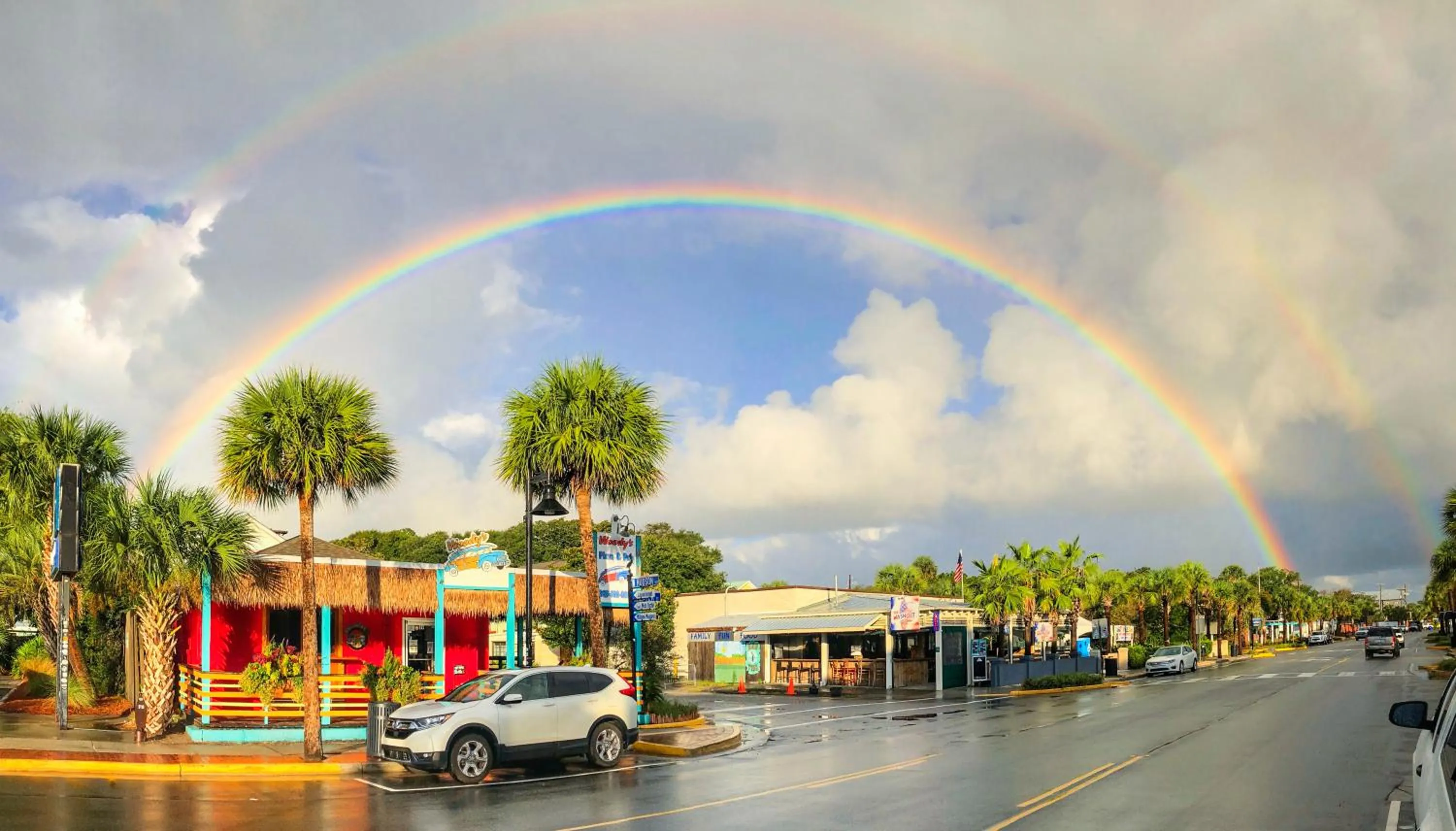 Folly Vacation Laid Back Casual Beach Bungalow 209-B