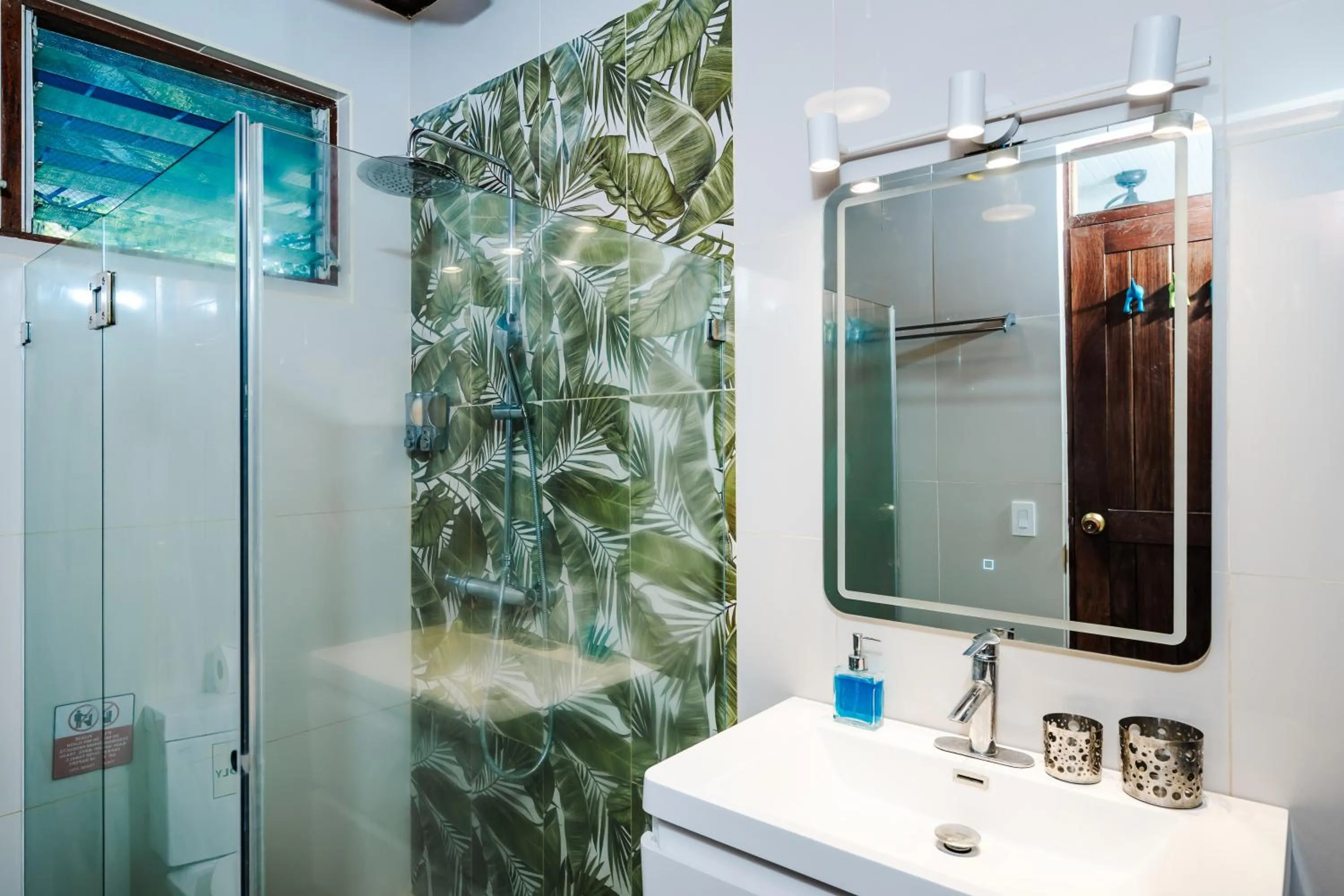 Bathroom in Casa Sueca Hotel - At the Beach