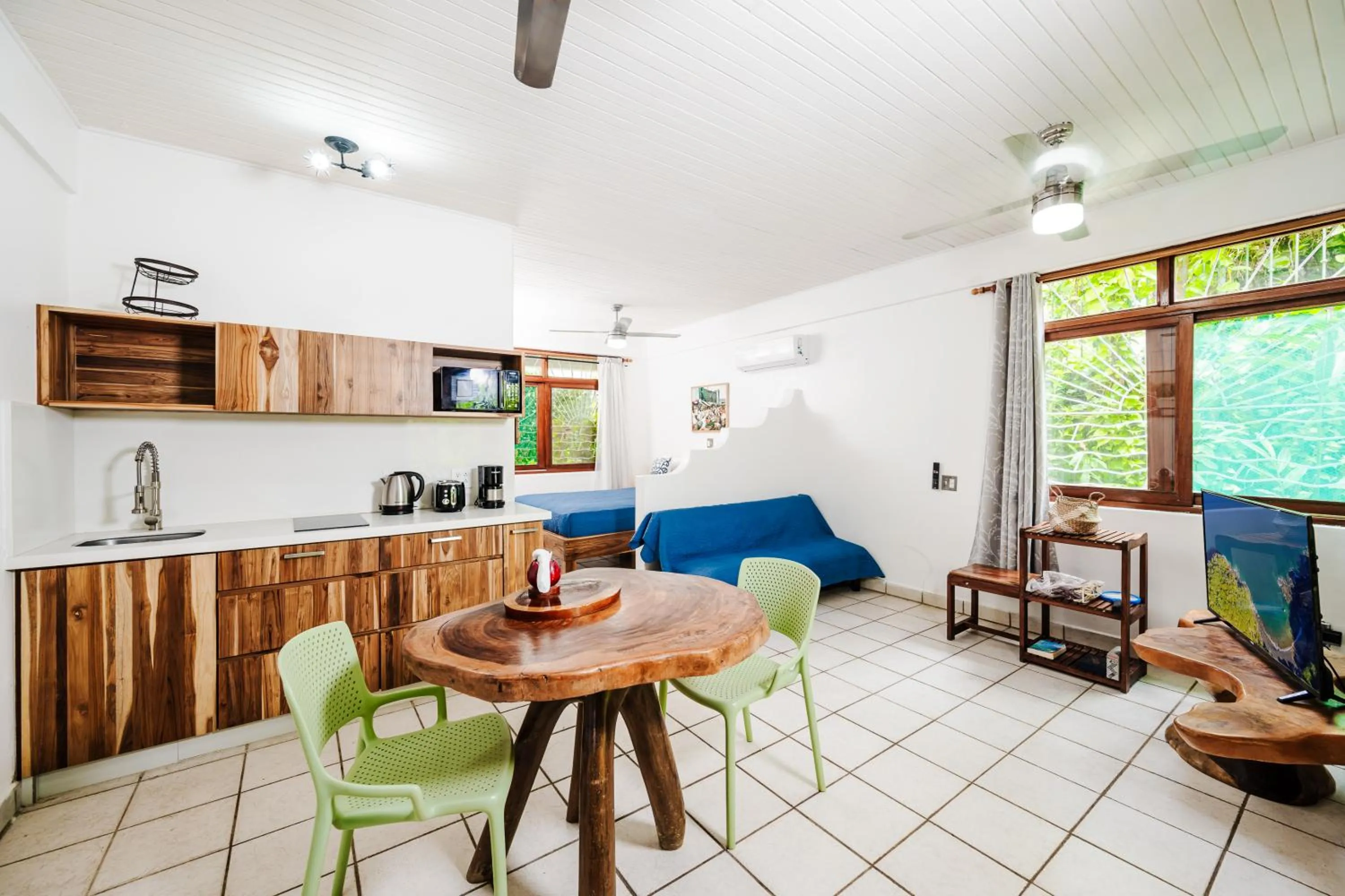Coffee/tea facilities in Casa Sueca Hotel - At the Beach