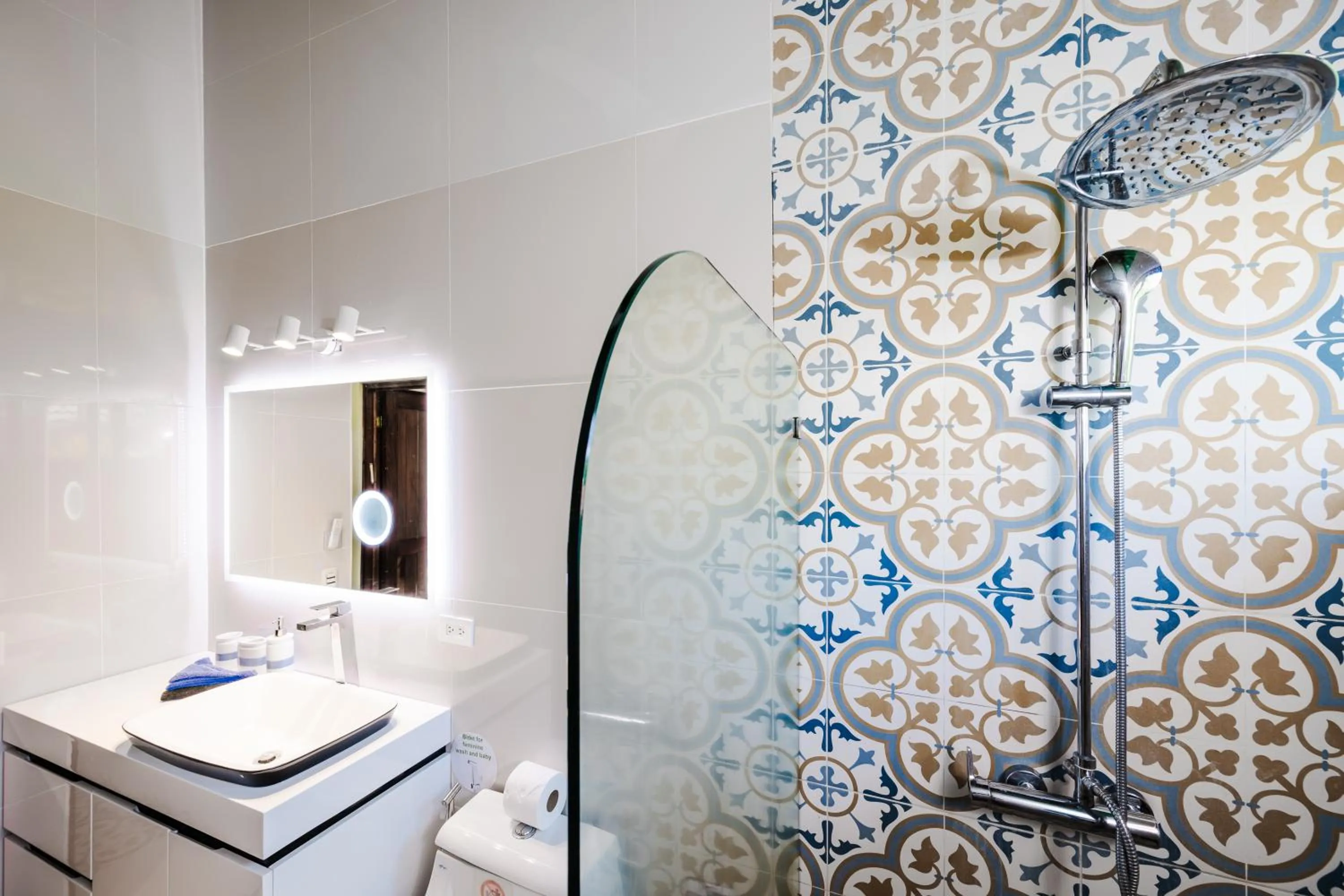 Bathroom in Casa Sueca Hotel - At the Beach