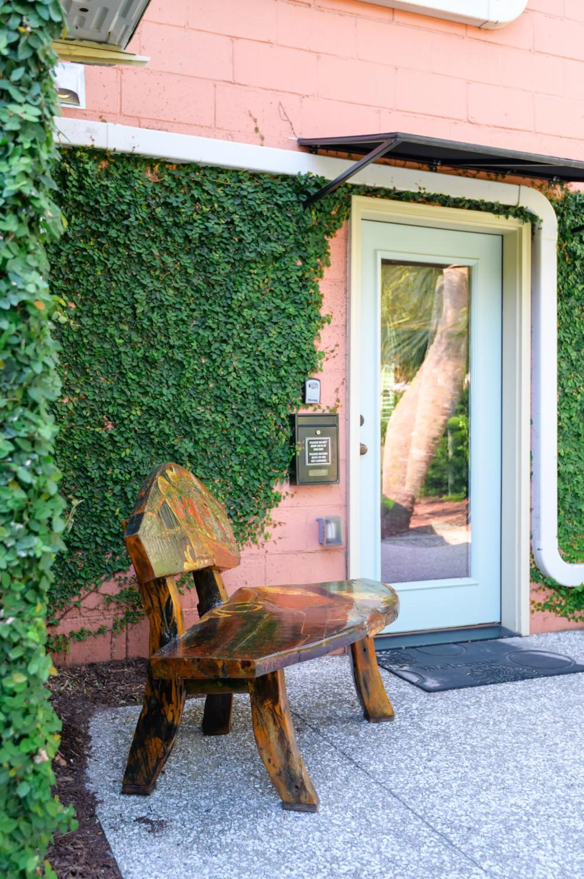 Facade/entrance in Folly Vacation 114A Townhouse near the beach, pet friendly