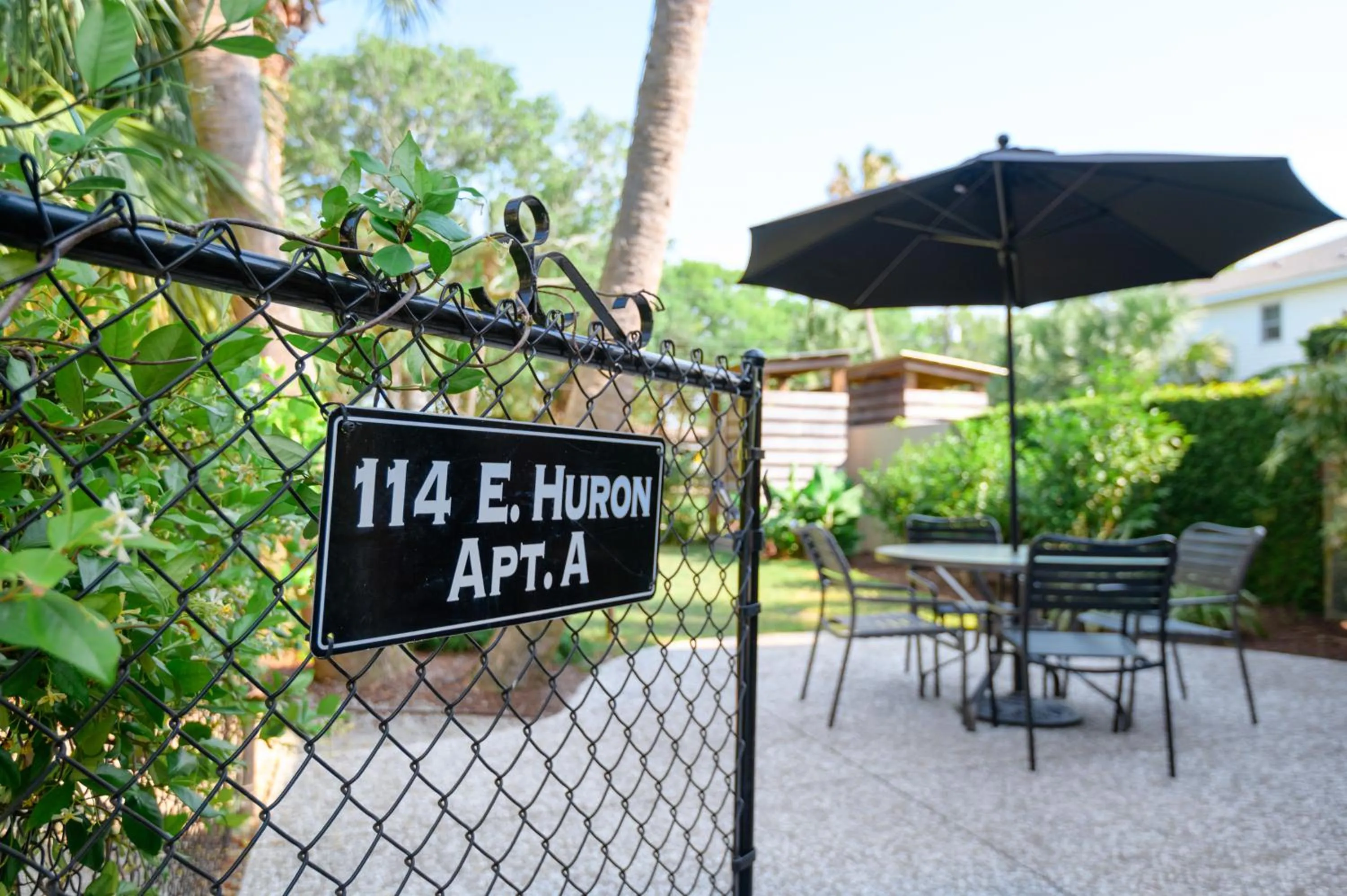 Facade/entrance in Folly Vacation 114A Townhouse near the beach, pet friendly